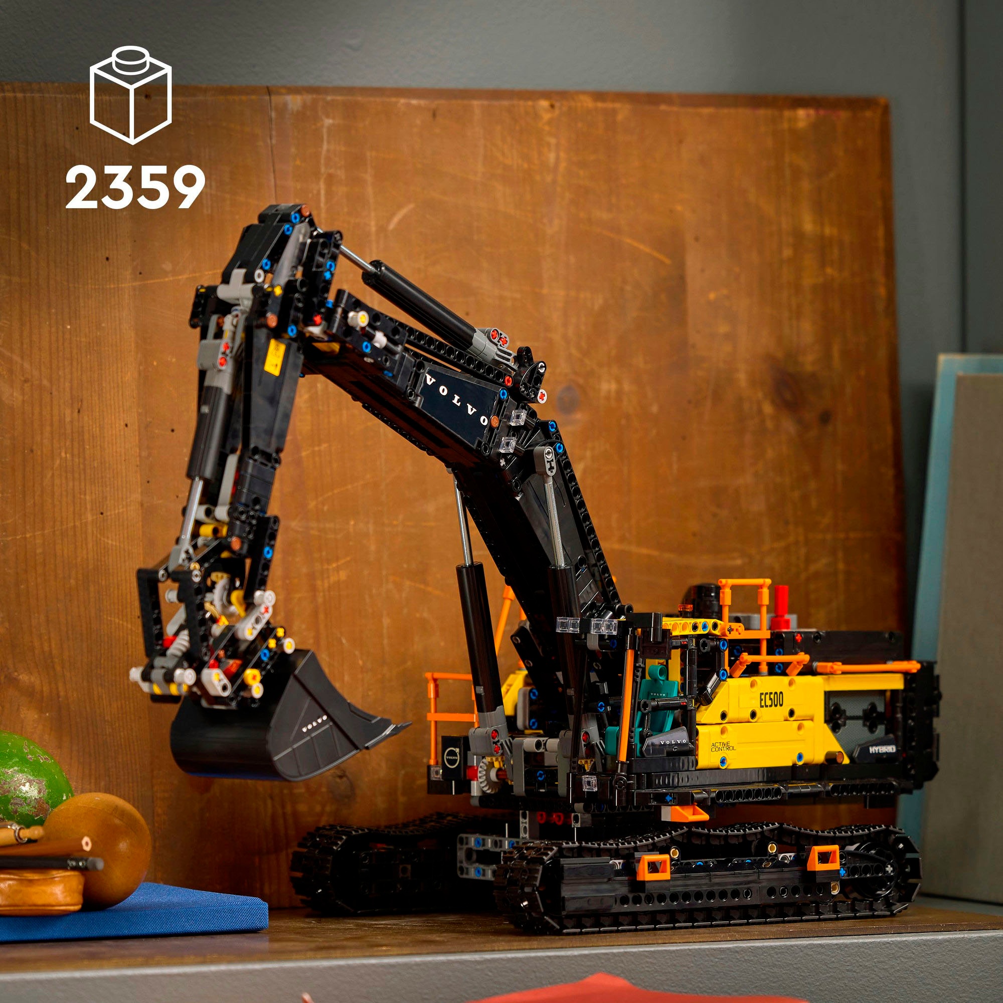 LEGO® Konstruktionsspielsteine »Volvo EC500 Hybrid Bagger (42215), LEGO Technic« Made in Europe