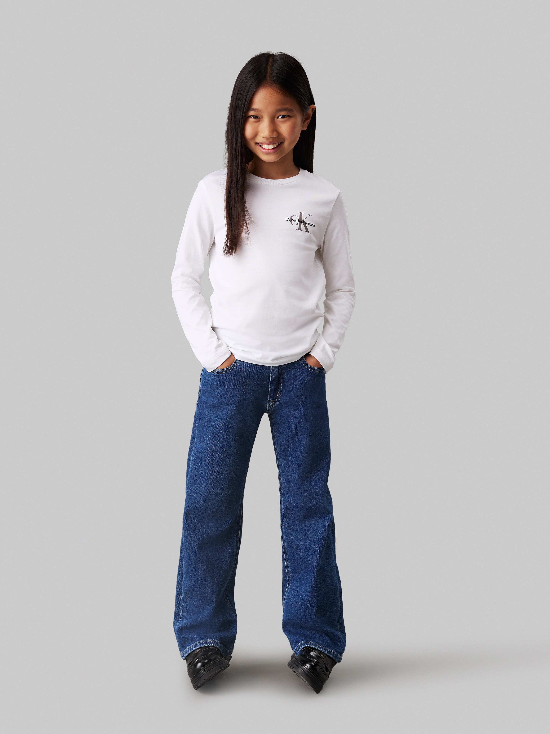 Calvin Klein Jeans Langarmshirt »Chest Monologo Ls T-Shirt« für Kinder bis 16 Jahre und mit Logoschriftzug