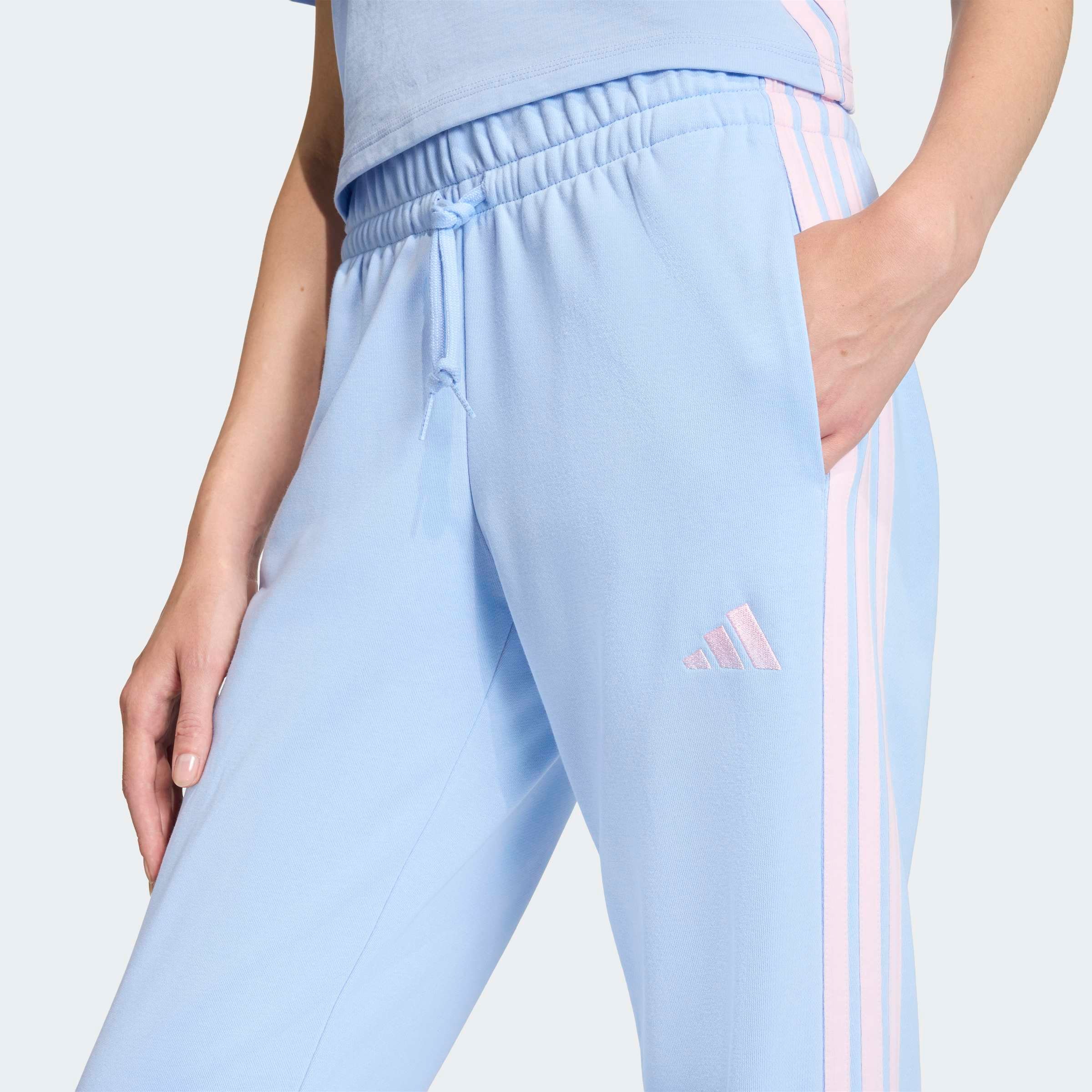 adidas Sportswear Pantalon de sport »ESSENTIALS 3-STREIFEN FRENCH TERRY CUFFED«  Reguläre Passform, mittelhoher Bund, weiches French Terry Material