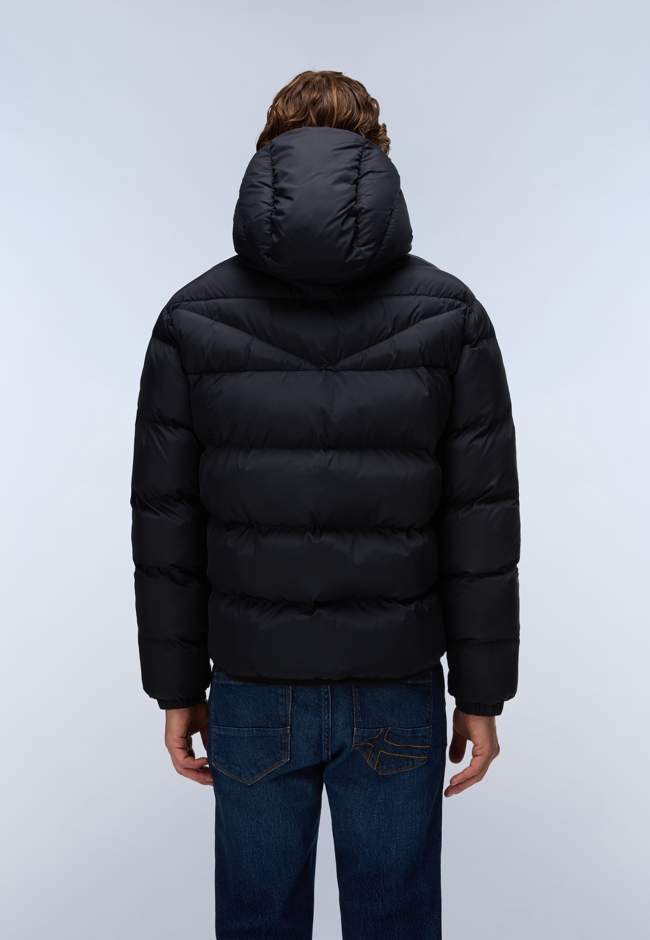 Napapijri Veste matelassée »A-MOLVENO HOOD BLACK BEAUTY« également en grandes tailles,