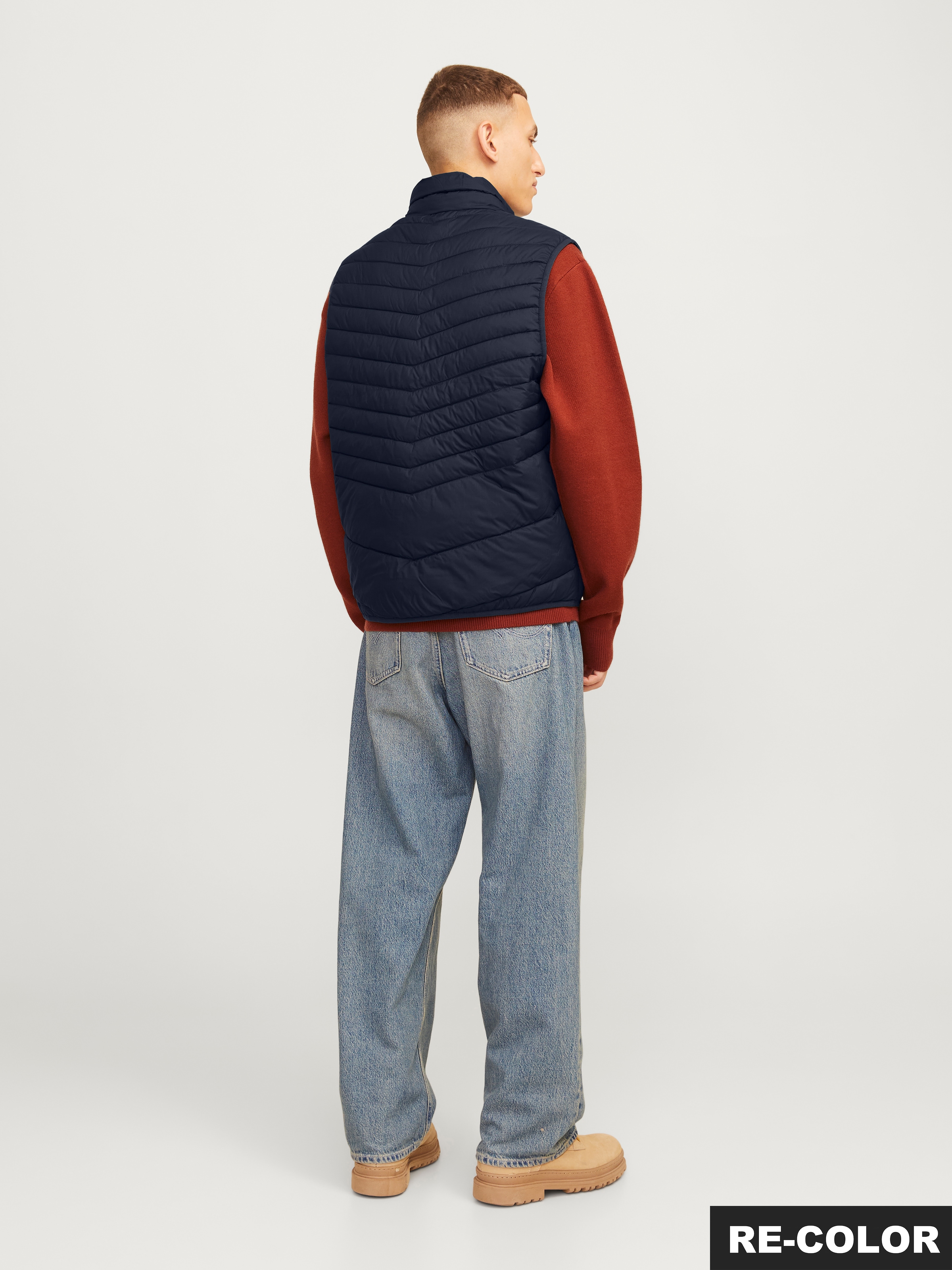 Jack & Jones Gilet matelassé »JJESTATE  Praktische Weste mit Beutel, ideal für unterwegs« unifarben, modisch, regular fit, Polyester