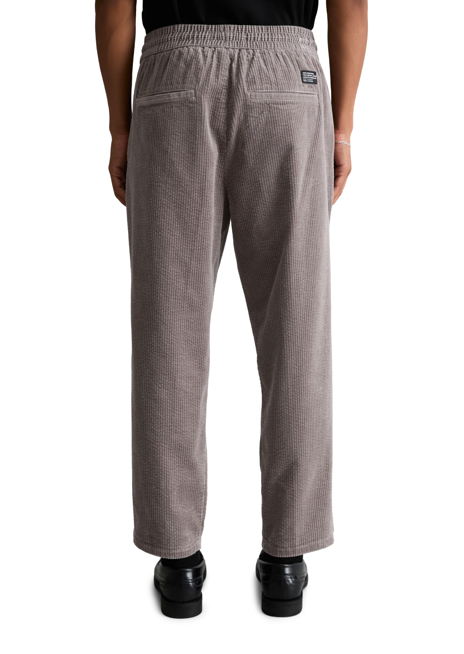 Marc O'Polo DENIM Pantalon en velours côtelé »Model Viggo relaxed cropped aus reine Bio-Baumwolle«