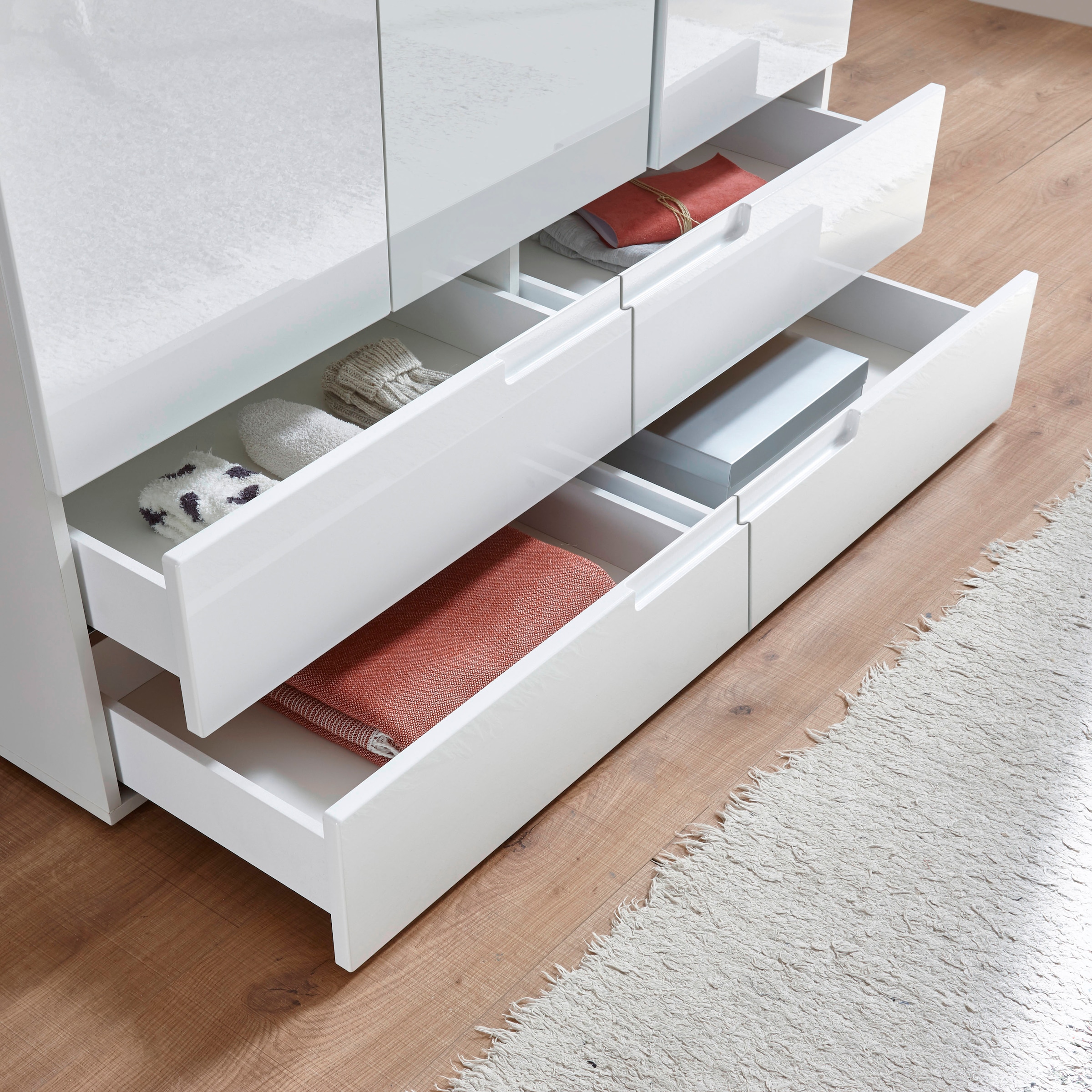 Schlafkontor Armoire à portes battantes »Spice« avec façade brillante