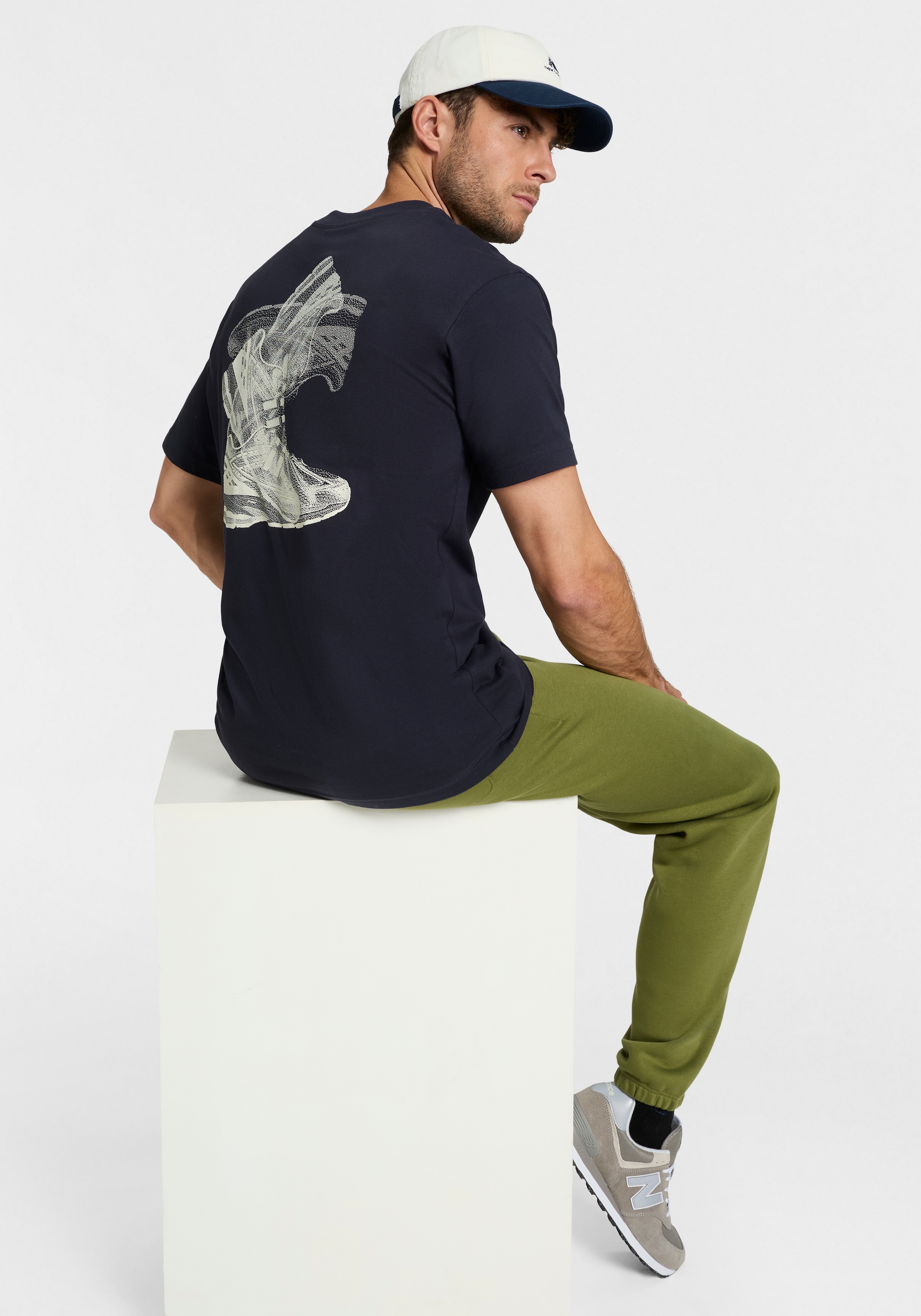 New Balance T-shirt »FOGGY DAZE 1906 T-SHIRT« conçu pour les activités sportives, en coton