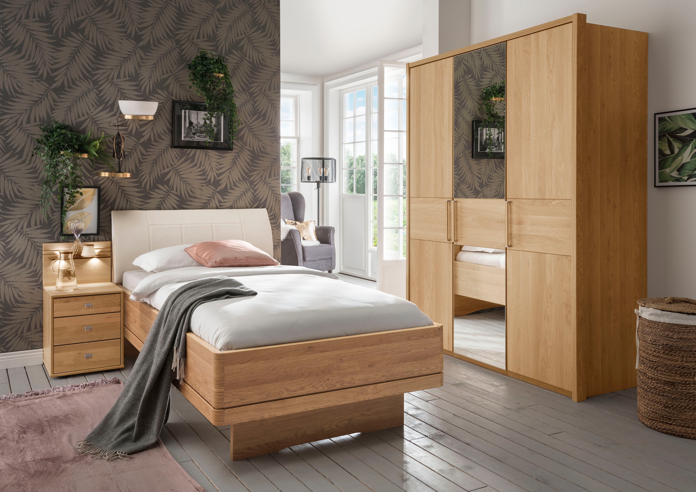 WIEMANN Nachtkonsole »Kiruna, Eiche teilmassiv, Made in Germany, mit Soft-Close-Funktion« in stilvoller Optik
