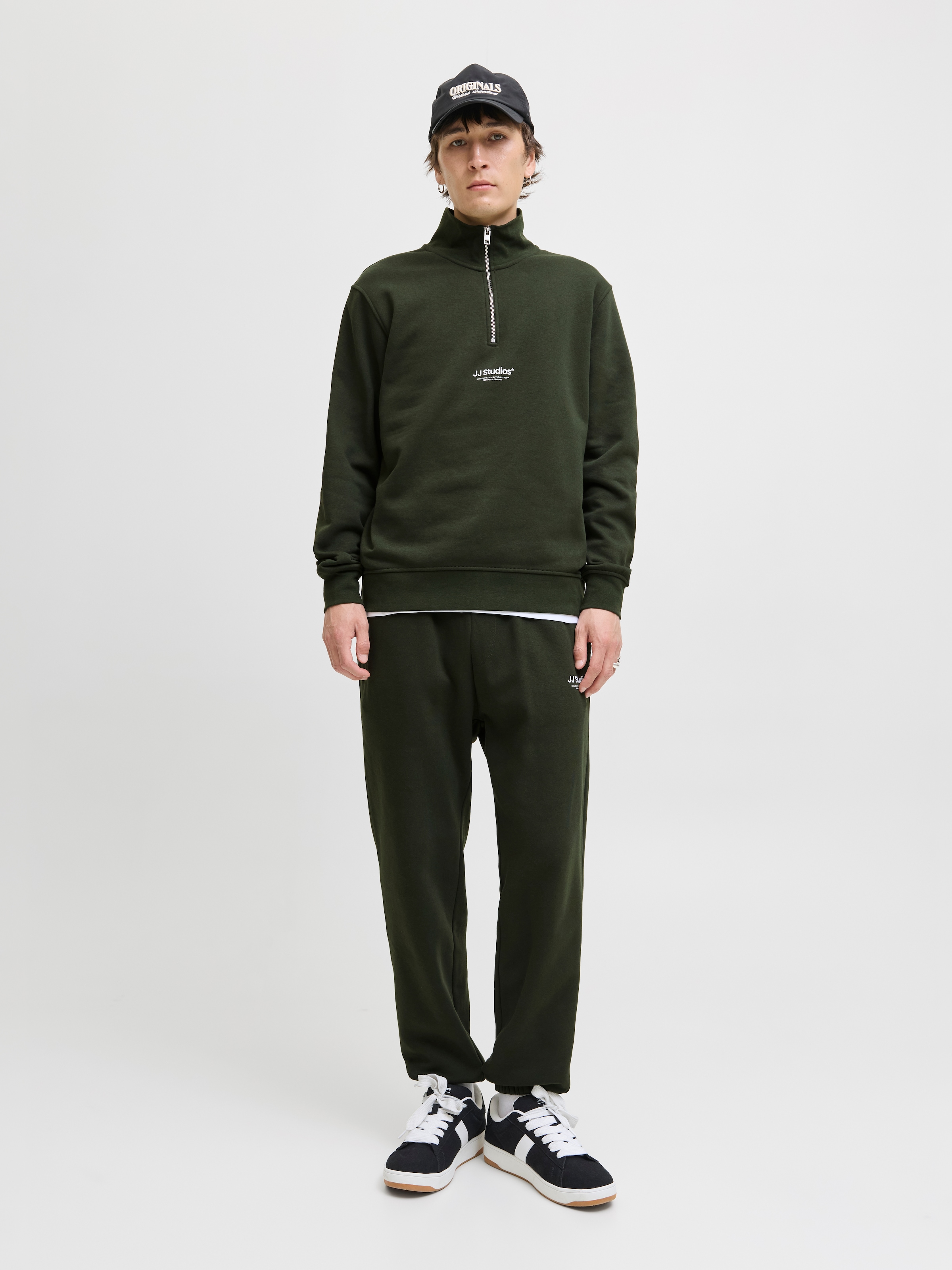 Jack & Jones Sweatshirt »JJESOHO SWEAT QUARTER ZIP HN NOOS«, mit Print
