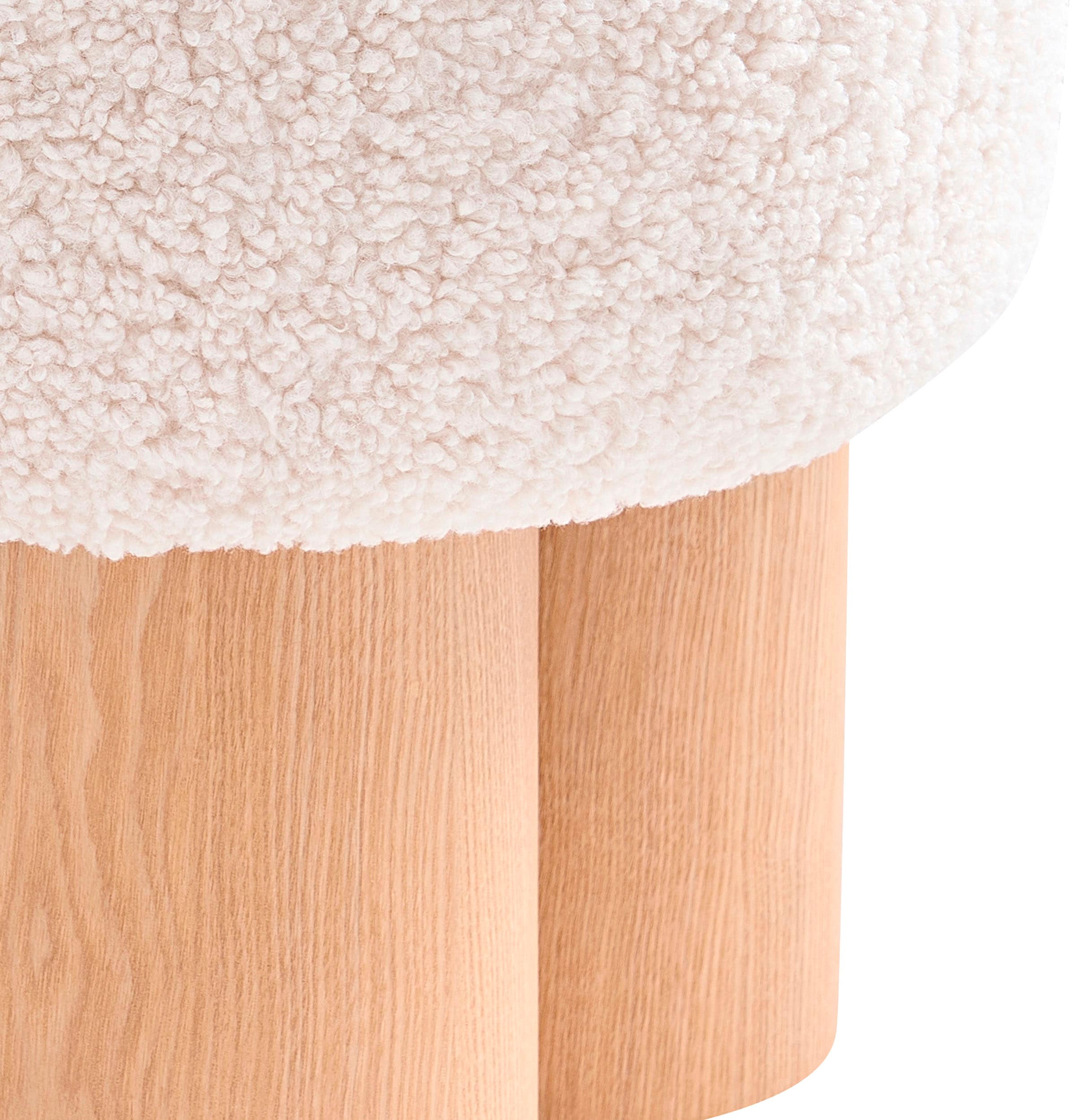 SalesFever Pouf »mit Teddyfell-Sitzfläche – Grosser Plüsch-Pouf« 1 cuis tlg. Weicher Design-Hocker für Wohnzimmer & Schlafzimmer