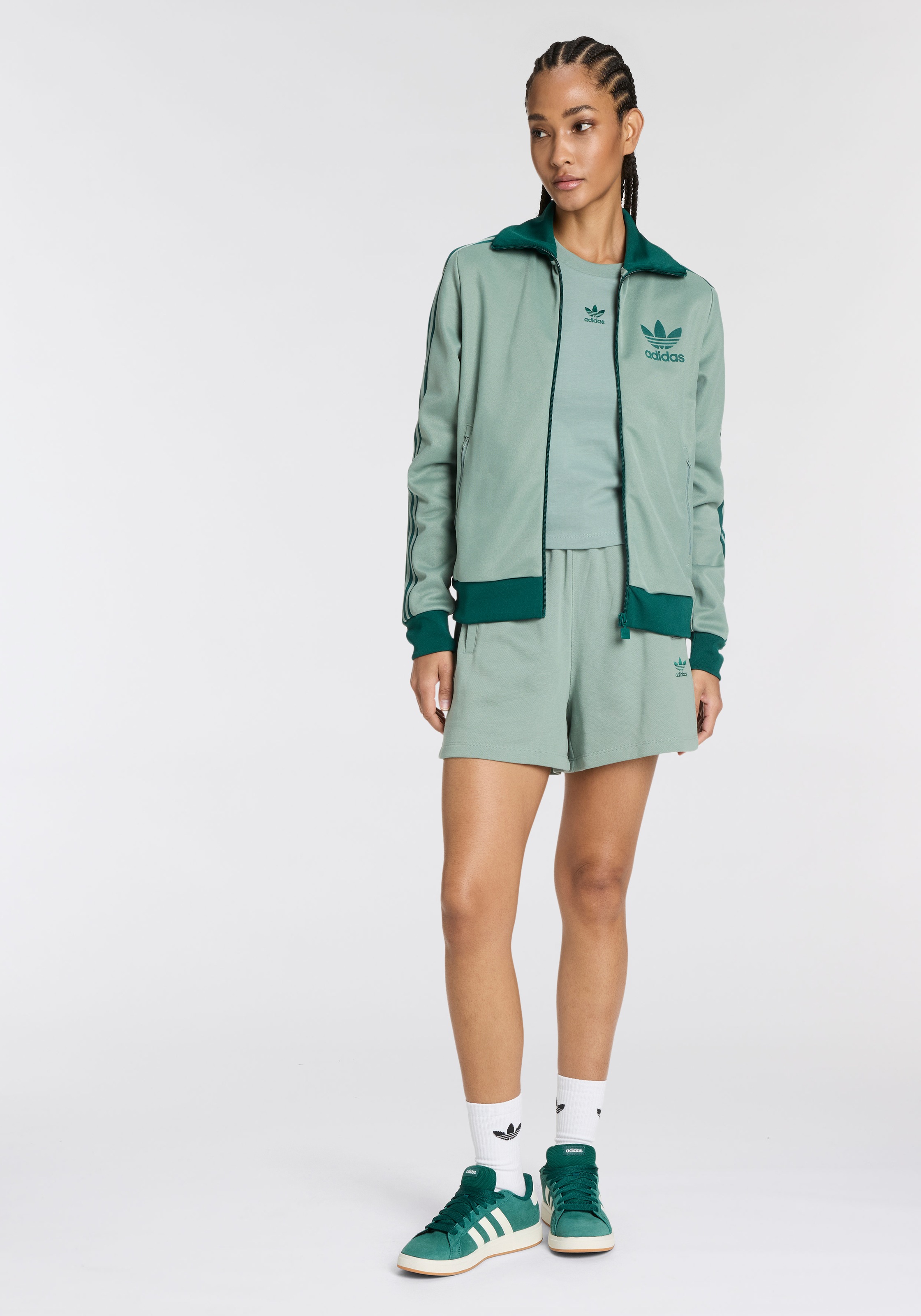 adidas Originals T-Shirt »ESSENTIALS SLIM« sportlicher Stil, schmale Silhouette, aus Single Jersey