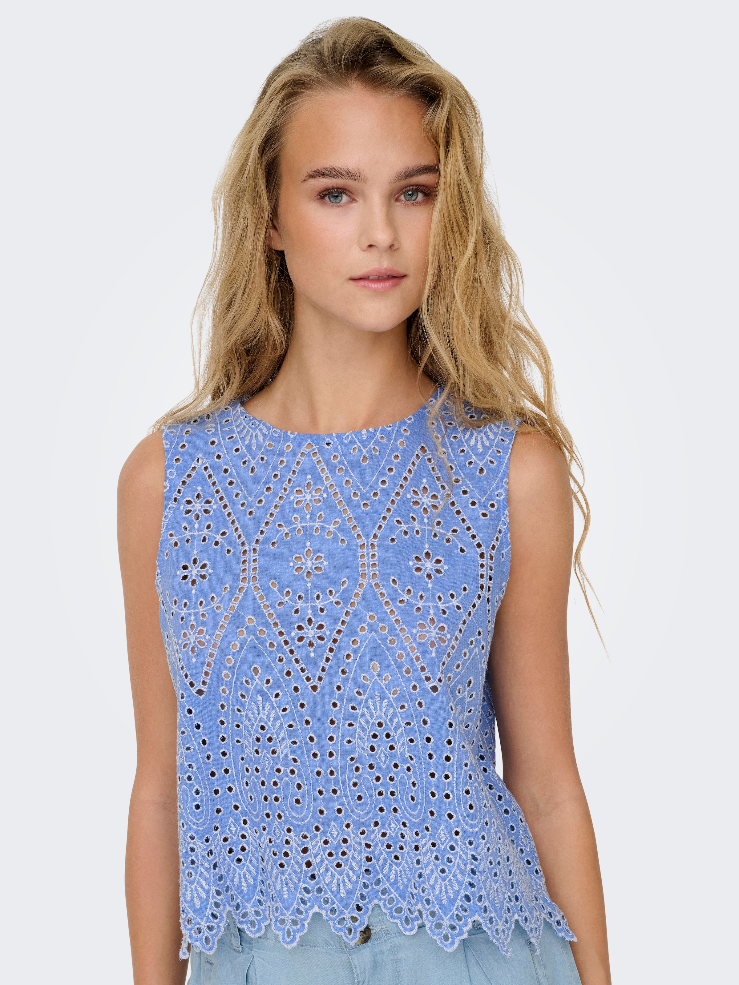 ONLY Top en dentelle »ONLTULUM SL EMB TOP NOOS WVN«