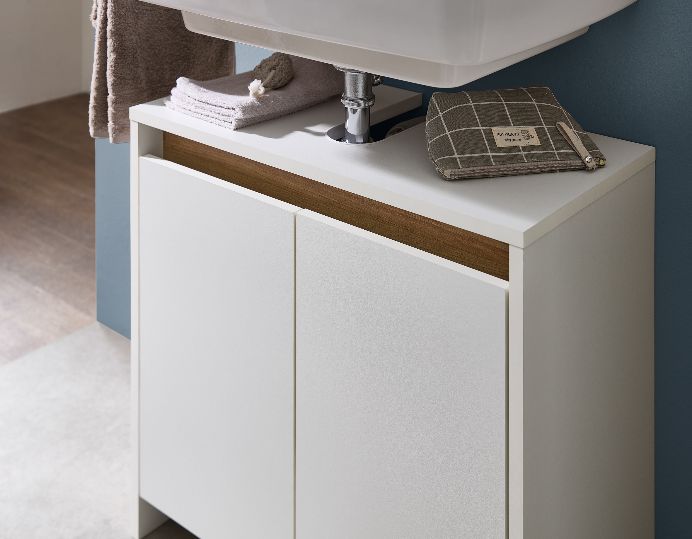 Saphir Armoire sous lavabo »Quickset 100, 2 Türen, Siphonausschnitt« meuble sous-lavabo sans poignée, 61,6 cm de large, avec joint accentué