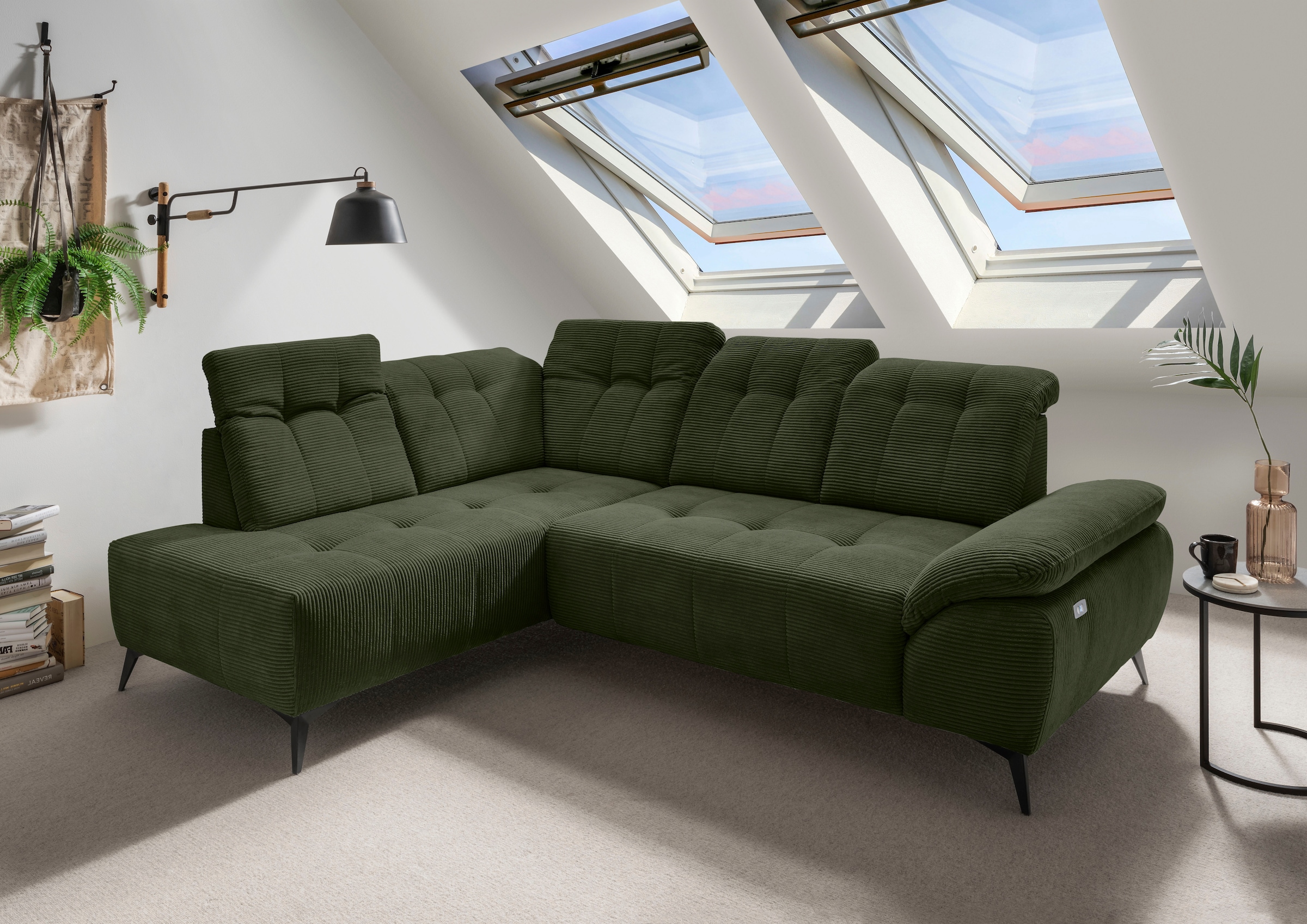 Home affaire Ecksofa »Lazio modern und bequem, schmale Armlehnen, tolle Detailverarbeitung« zwei verschiedene Fussfarben wählbar