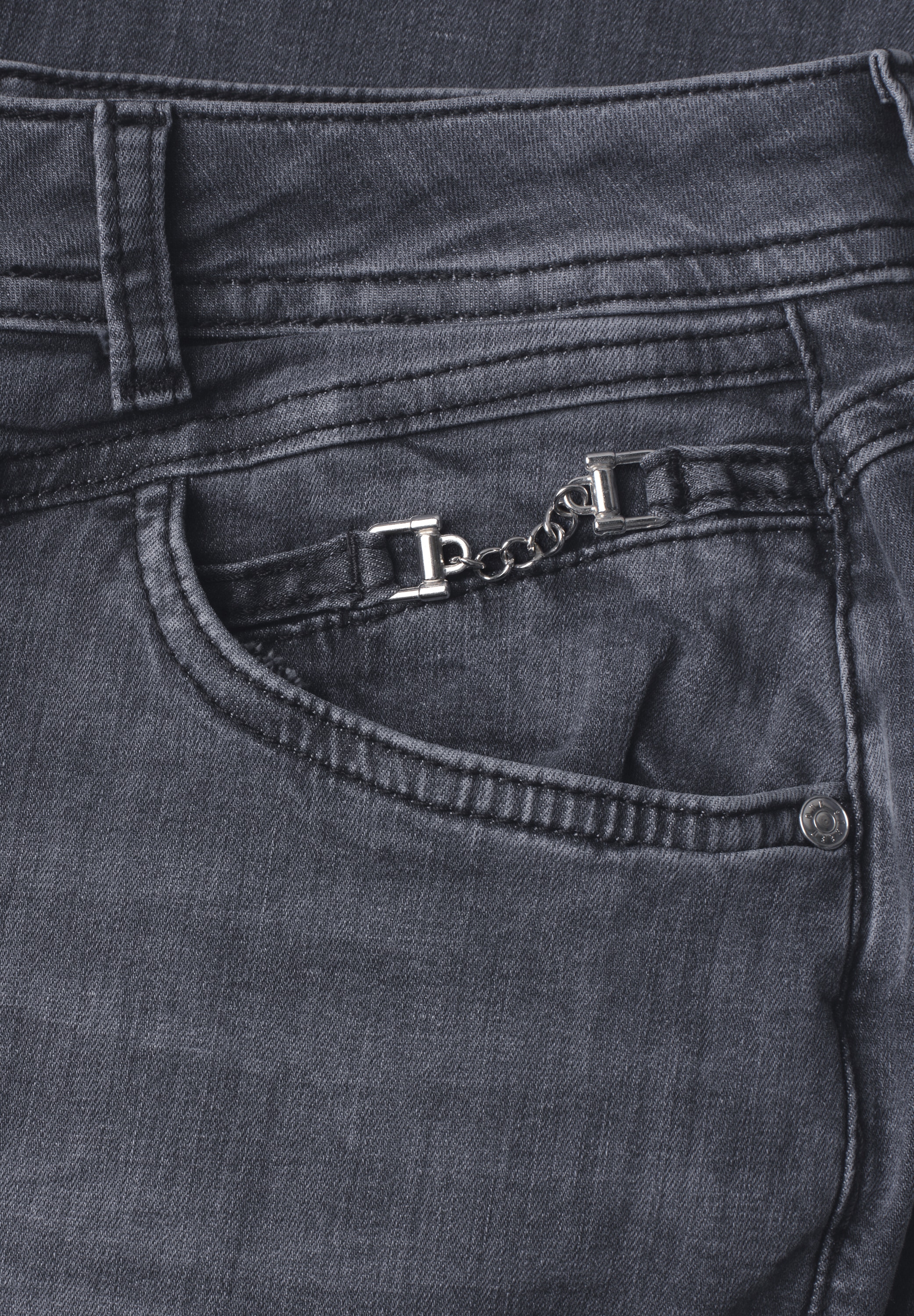 STREET ONE Jeans à 5 poches »Style Jane« avec détails décoratifs / jambes slim / stretch