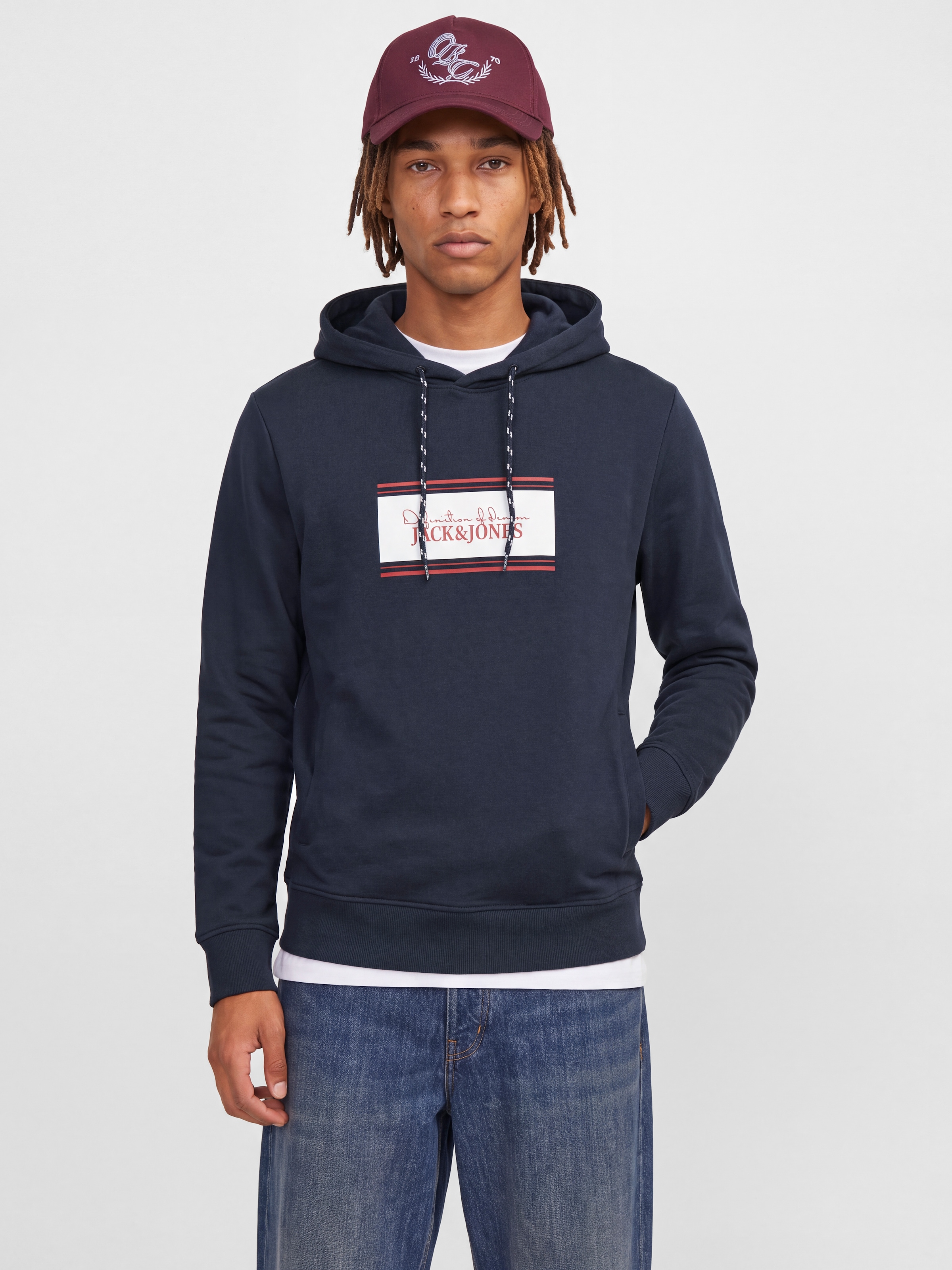 Jack & Jones Kapuzensweatshirt »JJBUSTER SWEAT HOOD BTS«, Baumwollmischung, normal geschnitten
