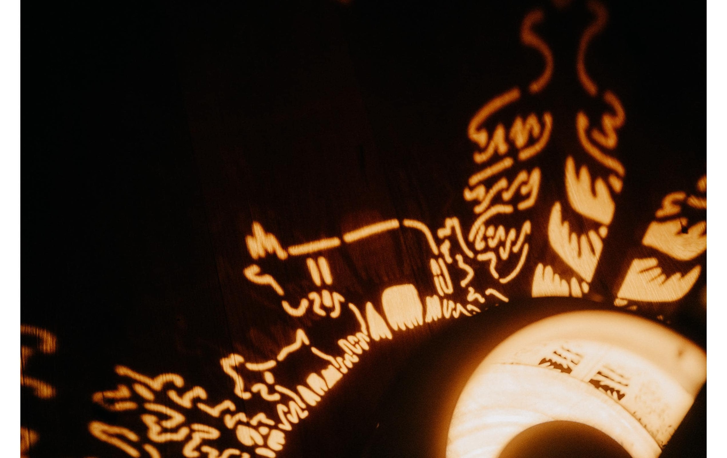 Kadastar Kerzenlaterne »Alpaufzug Familie« Laterne Scherenschnitt