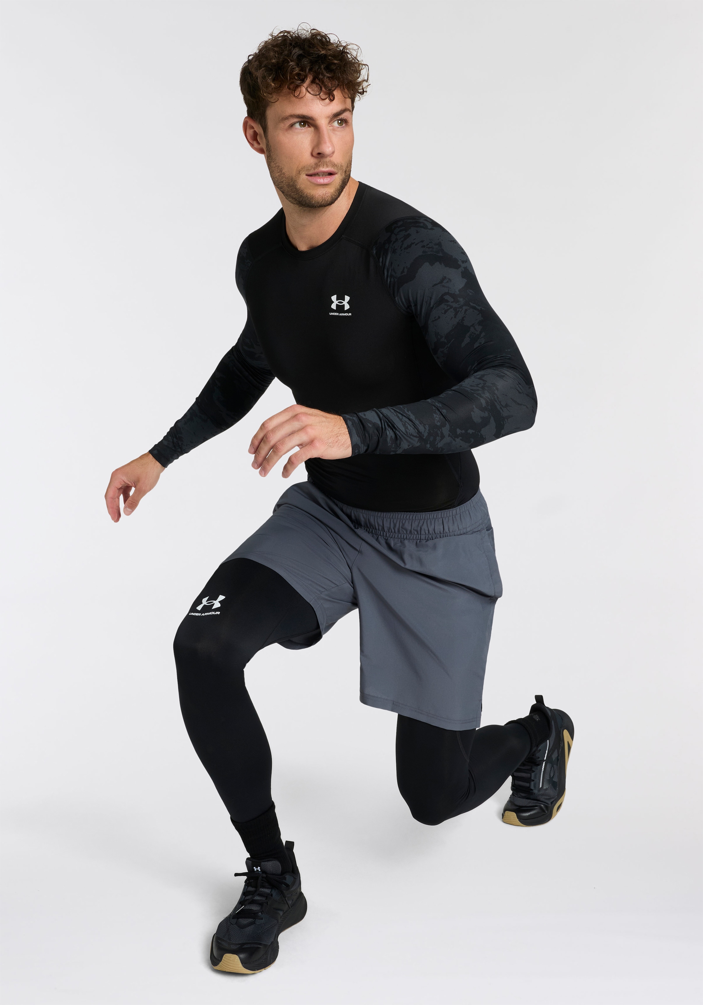 Under Armour® T-shirt d'entraînement »UA HG ARMOUR COMP CB LS« respirant, à séchage rapide, en polyester et élasthanne