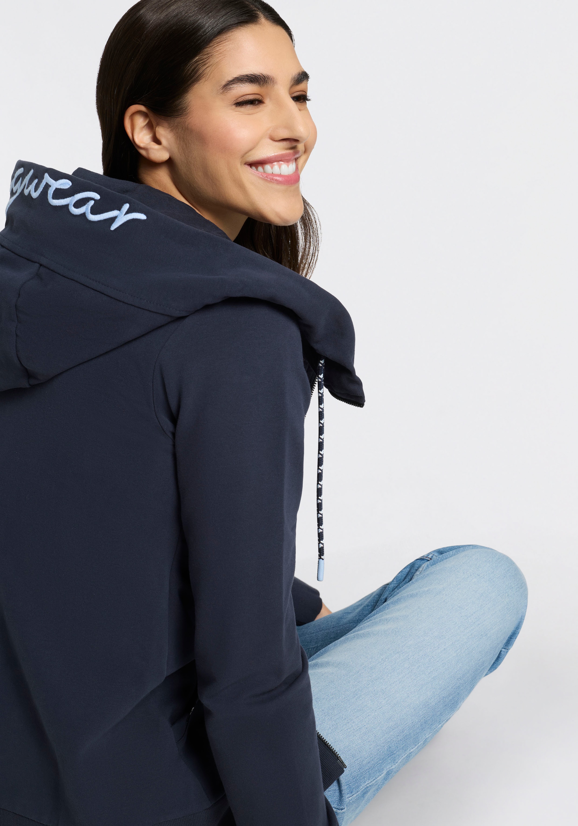 Ragwear Sweat à capuche »NESKIA ZIP B O« mit hochgeschnittener Kapuze mit Kordel