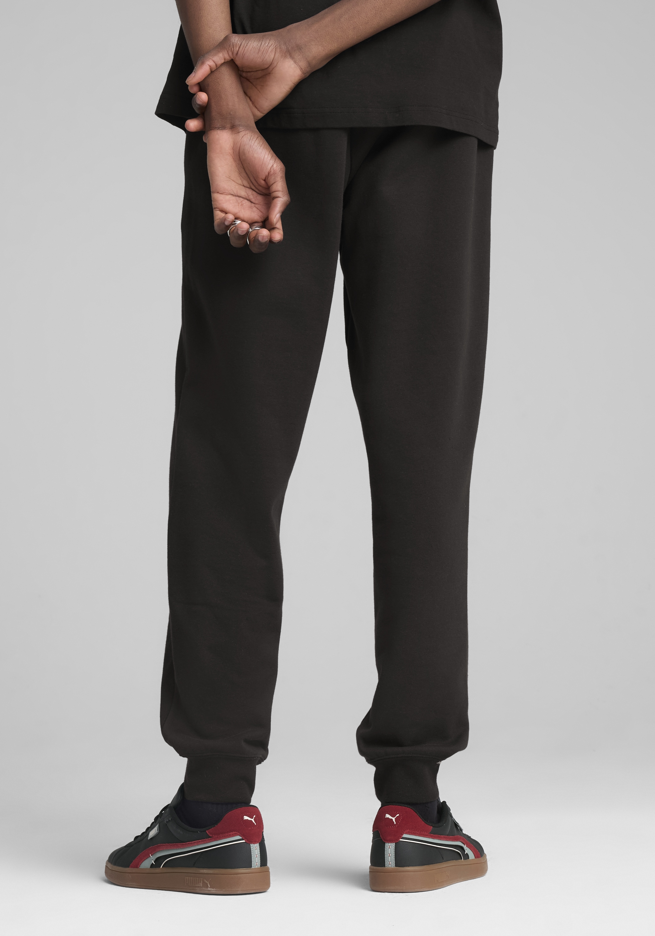 PUMA Trainingshose »ESS 2 COLOR NO 1 LOGO SWEATPANTS FL CL«  Jogginghose, elastischer Bund mit innenliegendem Kordelzug