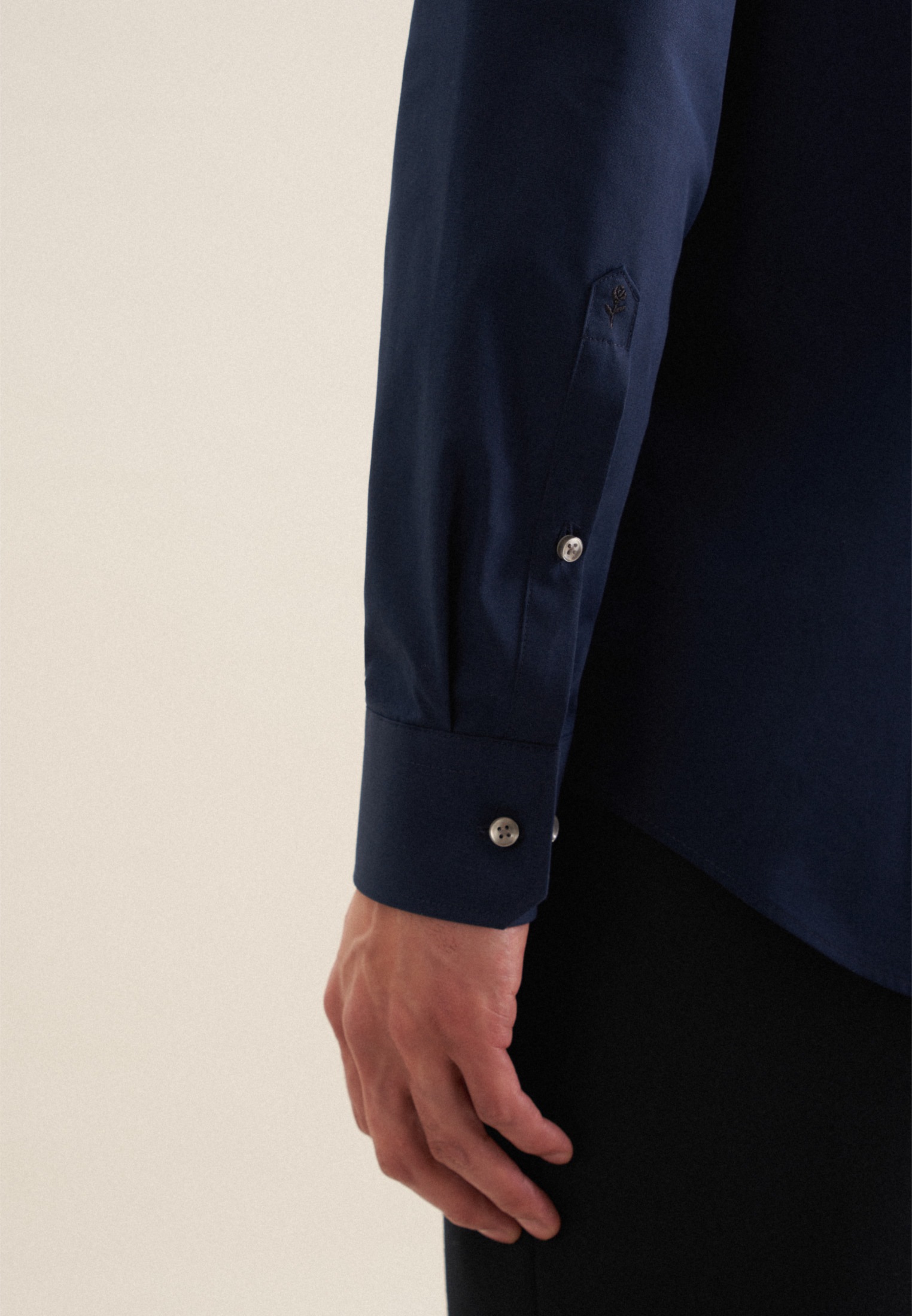 seidensticker Chemise d'affaires »Schwarze Rose« Slim 1/1 Kentkragen