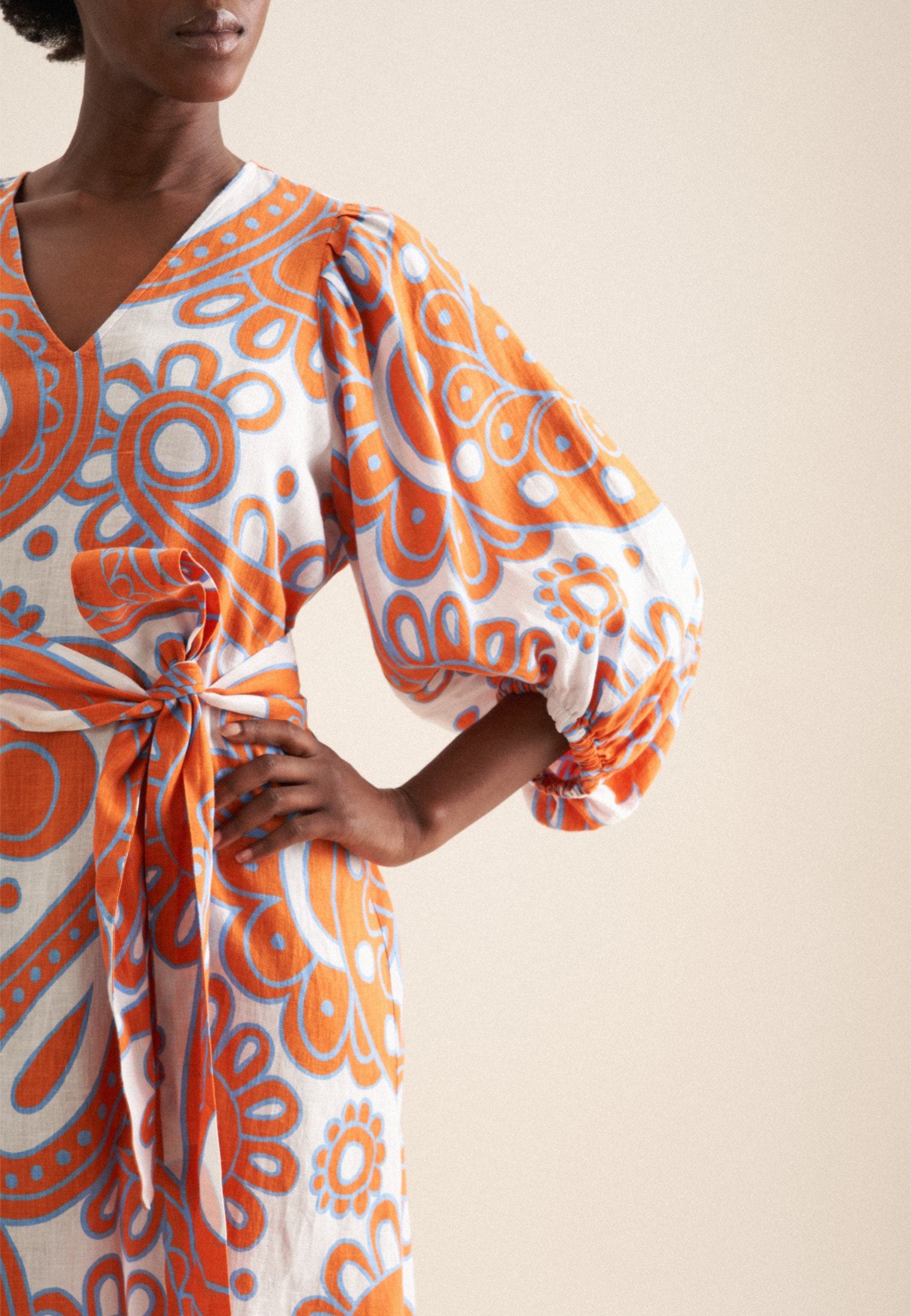 seidensticker Robe d'été »Schwarze Rose« 3/4 V-Neck Paisley