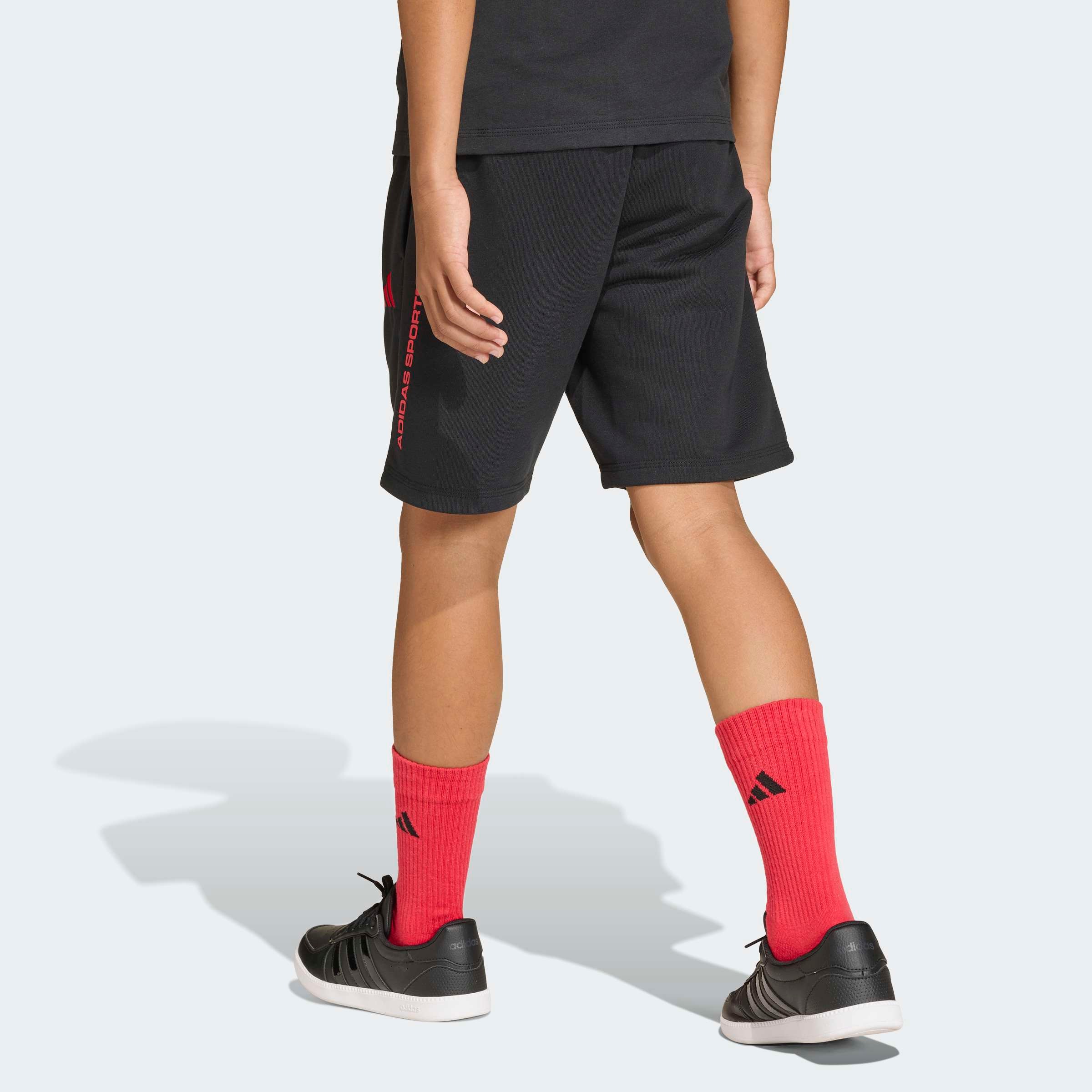 adidas Sportswear Shorts »ADIDAS JUNGEN FRENCH TERRY SLOGAN KINDER«  aus Baumwolle und Polyester, mit weitenregulierbarem Kordelzug