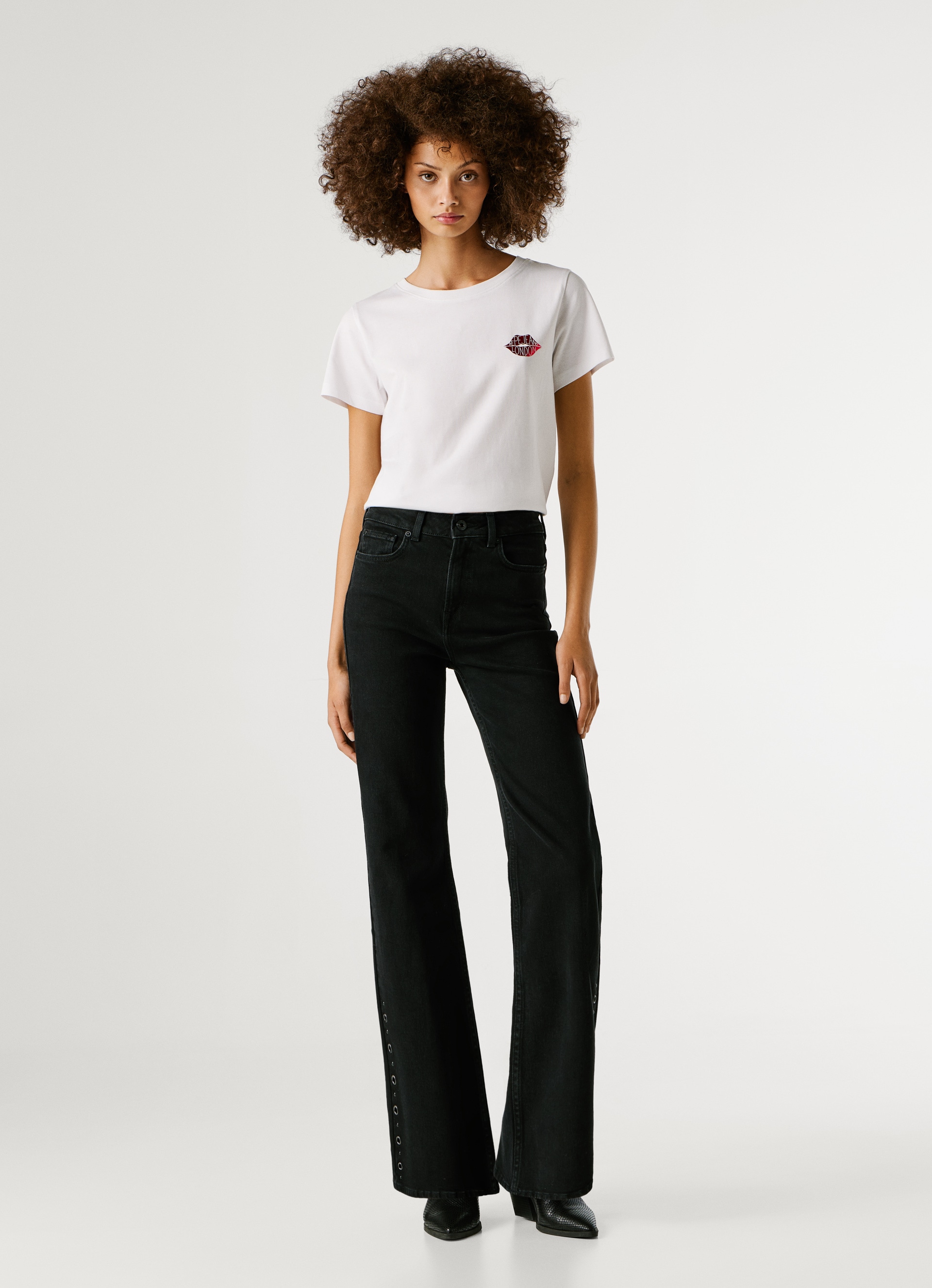 Pepe Jeans High-waist-Jeans »WILLA BLK« Flare Leg, mit dekorativen Nieten