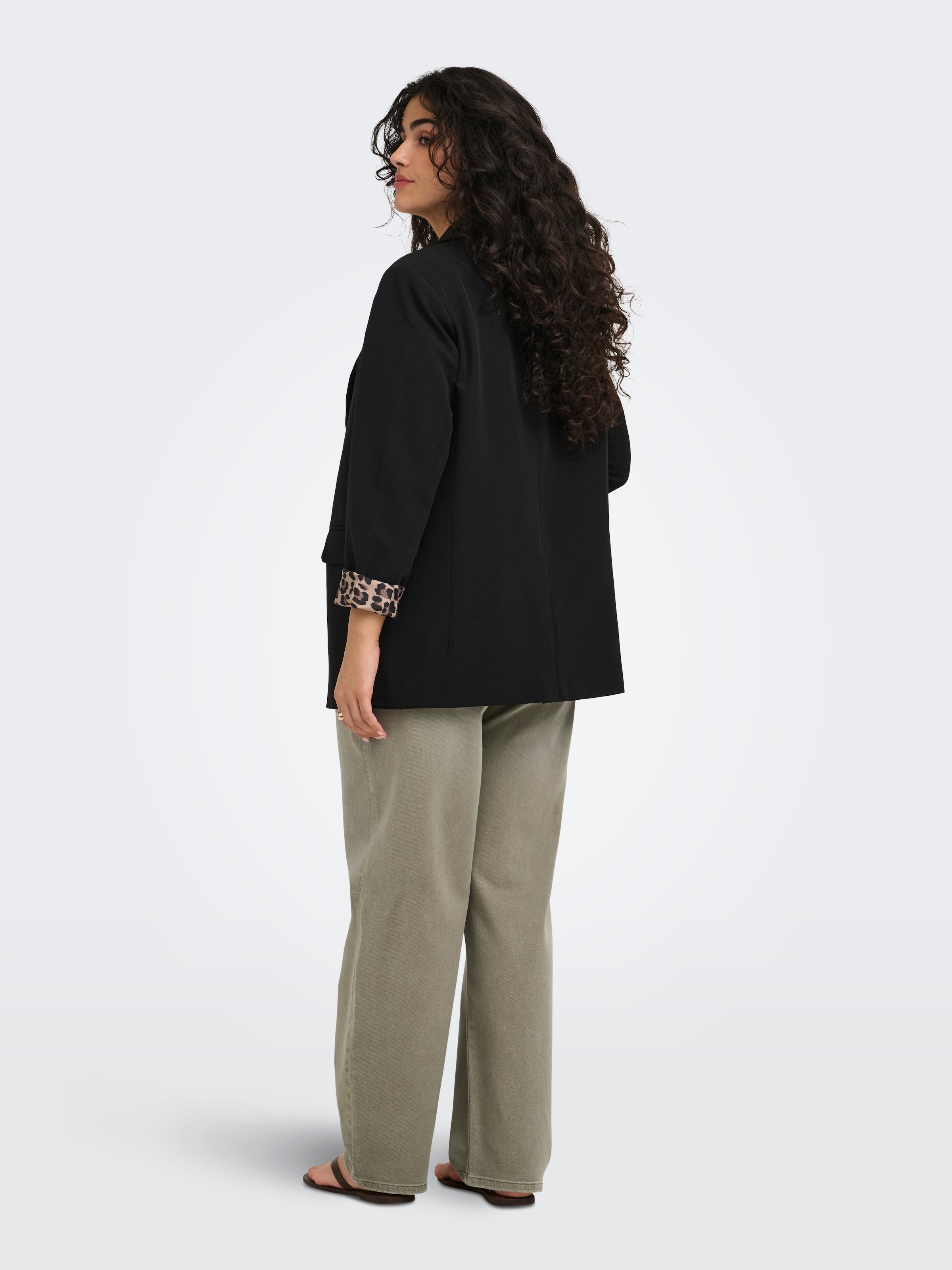 ONLY CARMAKOMA Blazer court »CARLANA-BERRY L/S REG BLAZER TLR« fibre synthétique