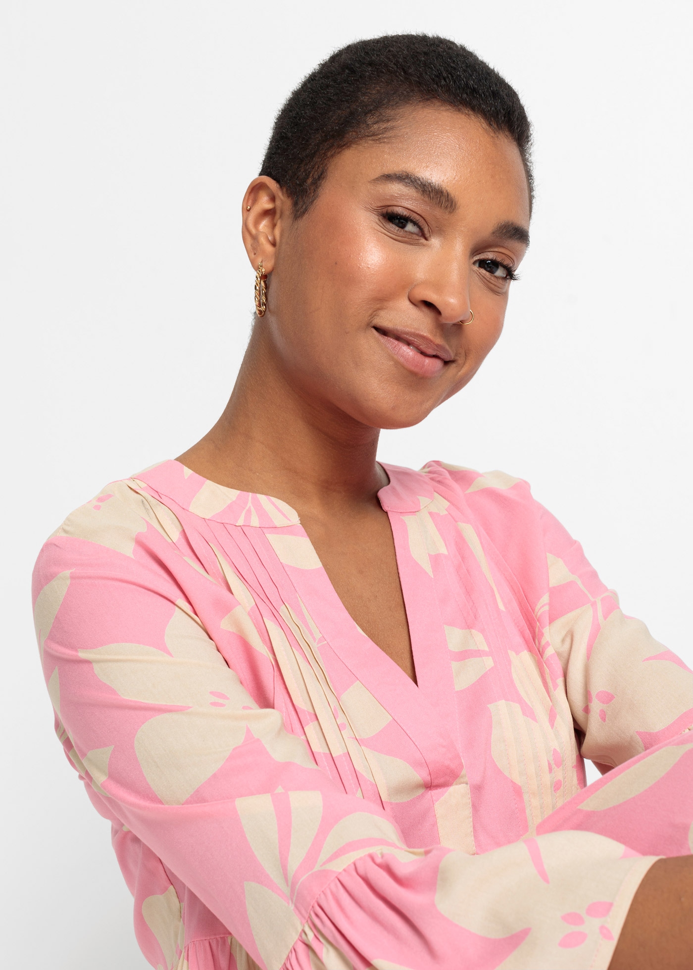 bonprix Maxi robe »Maxikleid aus fliessender Viskose« für modischen Auftritt, aus Viskose, A-Linie, 3/4-Ärmel