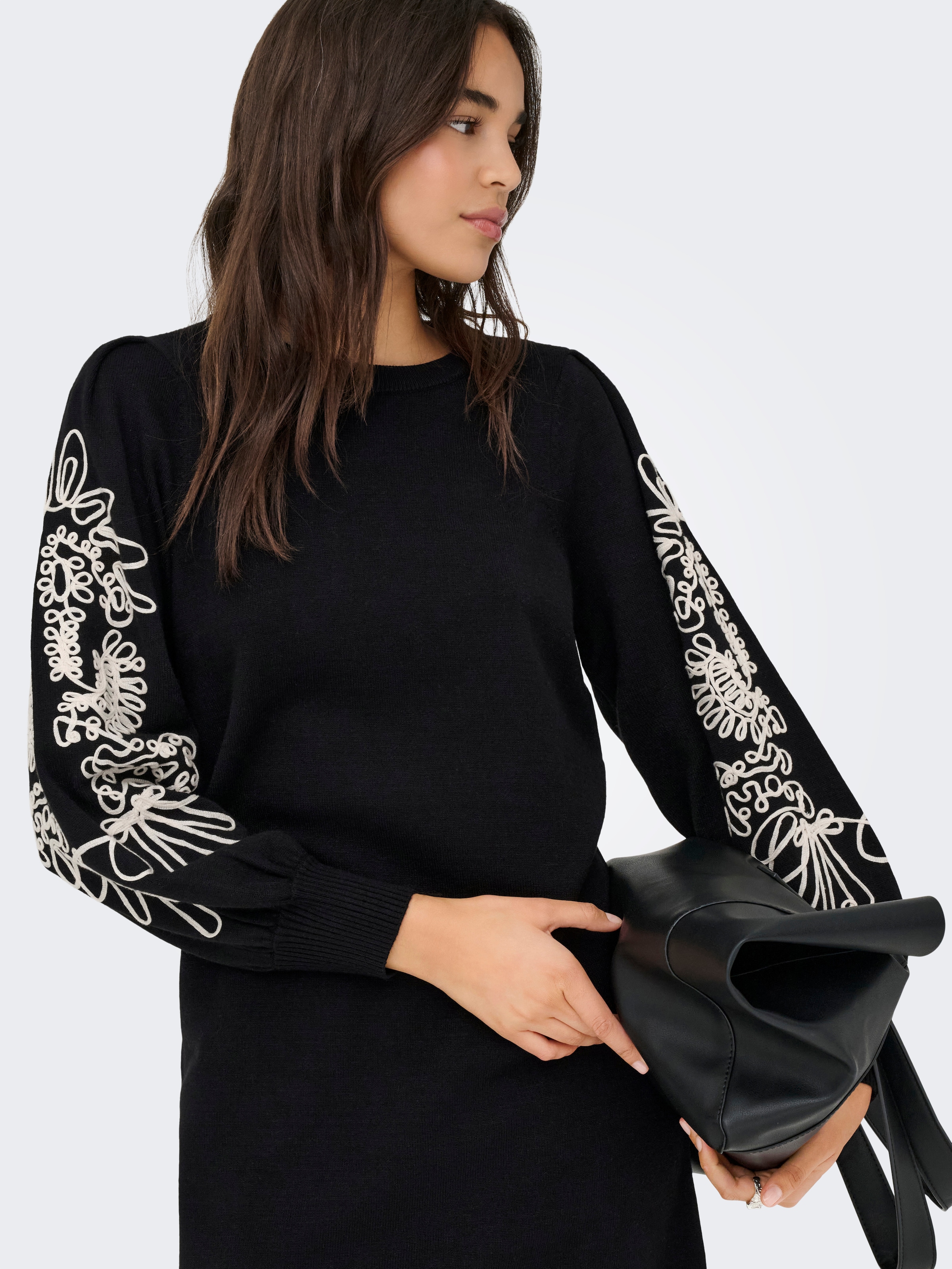 ONLY Robe en tricot »ONLMAGNOLIA LS DETAIL DRESS KNT« mélange de matériaux, coupe régulière