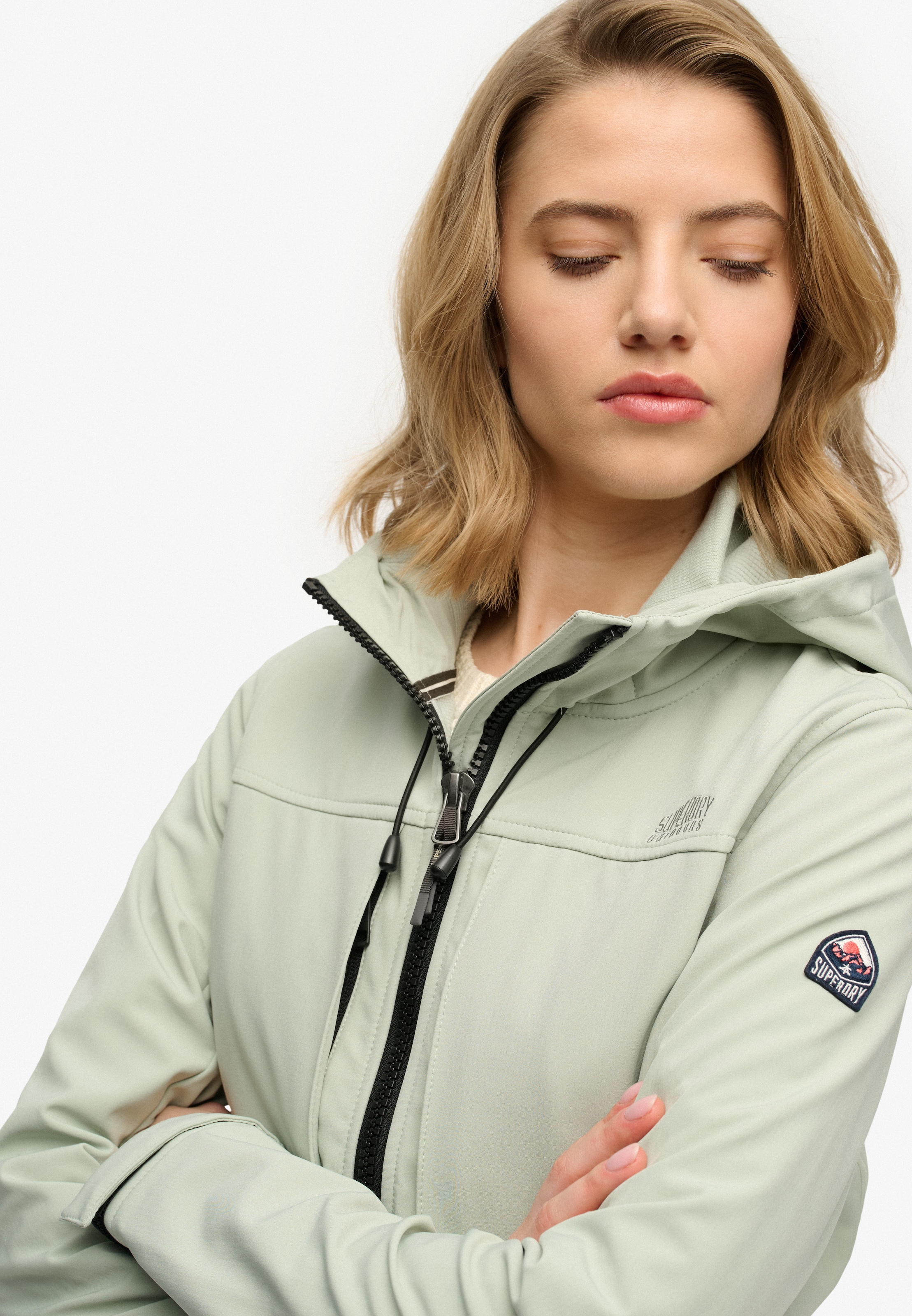 Superdry Outdoorjacke »HOODED CLASSIC TREKKER JACKET« mit Kapuze