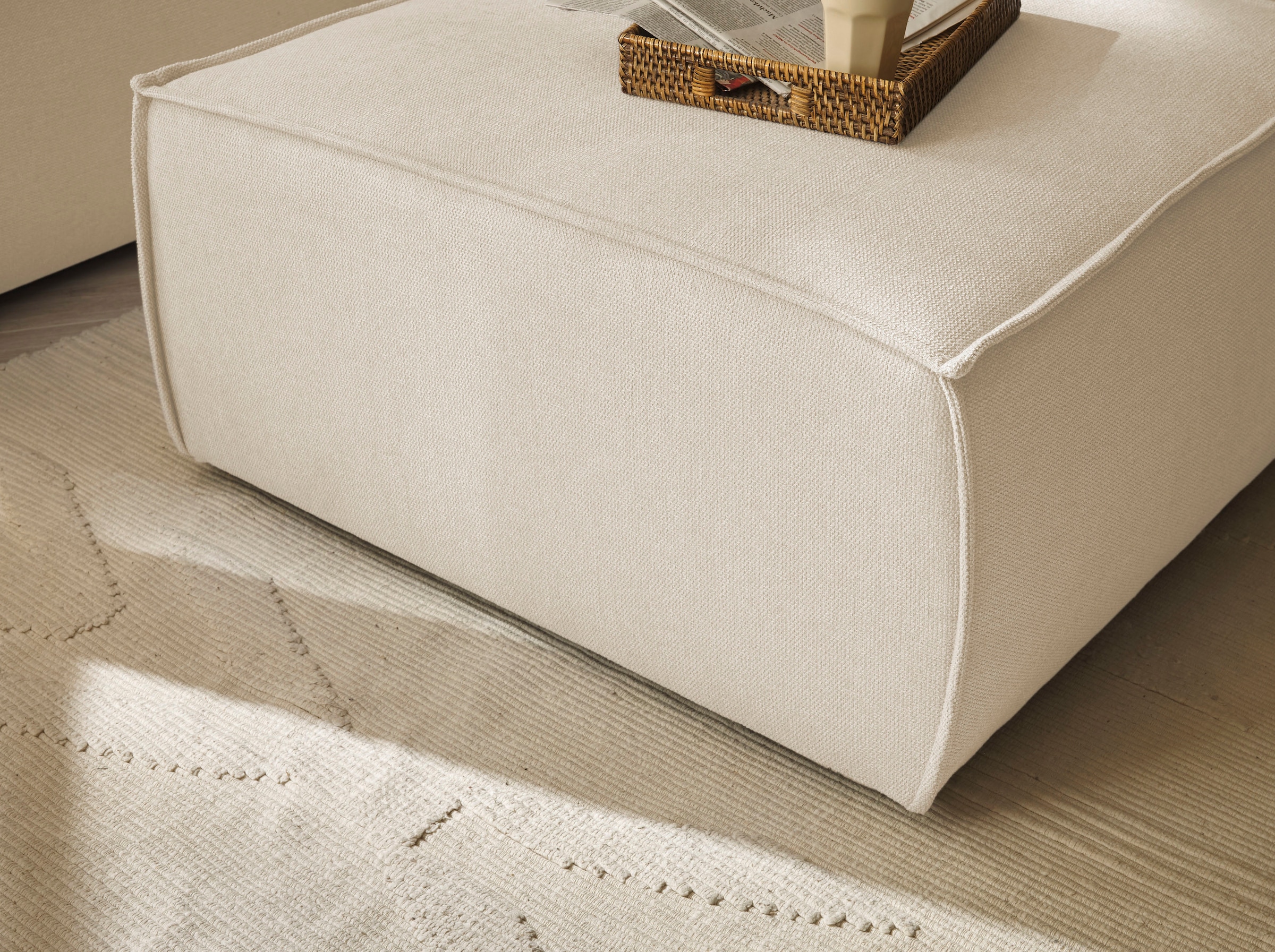 GOODproduct Tabouret »FINNLEY Struktur fein, Polsterhocker kombinierbar m. der Serie FINNLEY« adapté au loveseat de la série Finnley