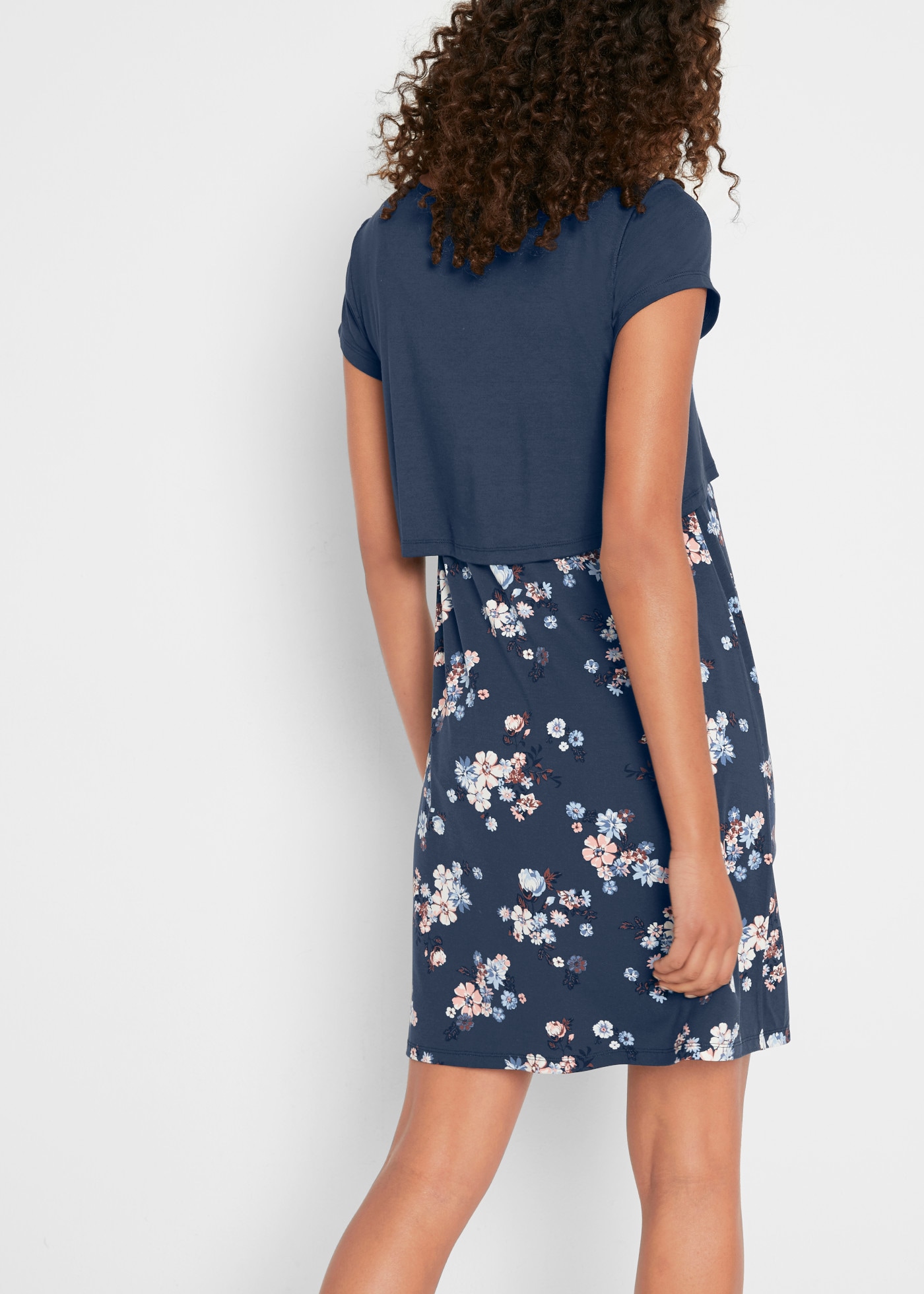 bonprix Robe de maternité en viscose stretch, avec doubles couches pour l'allaitement