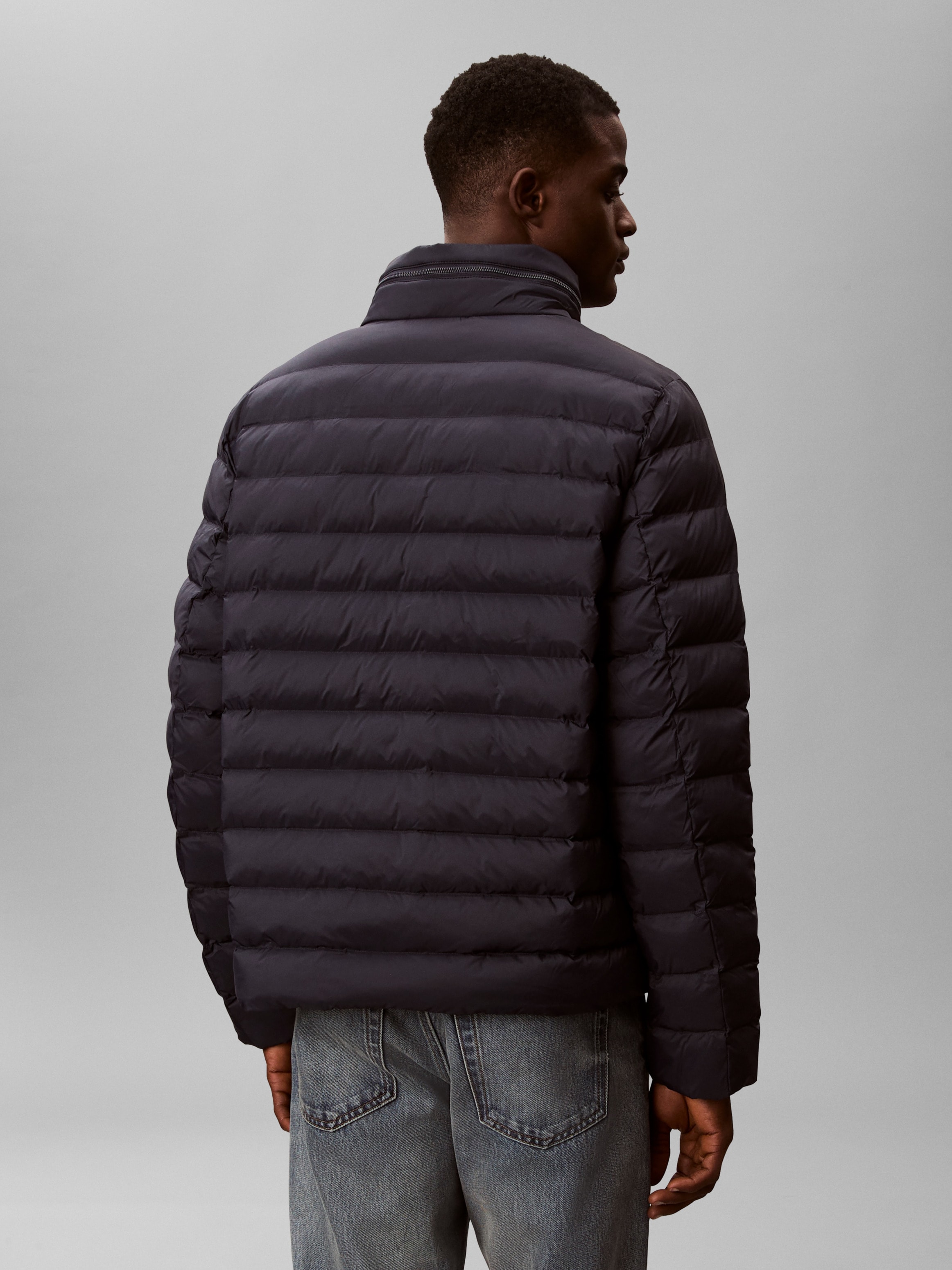 Calvin Klein Jeans Steppjacke »LS NYLN MD WT HDD  F« mit Kapuze Regular fit mit Kapuze im Kragen