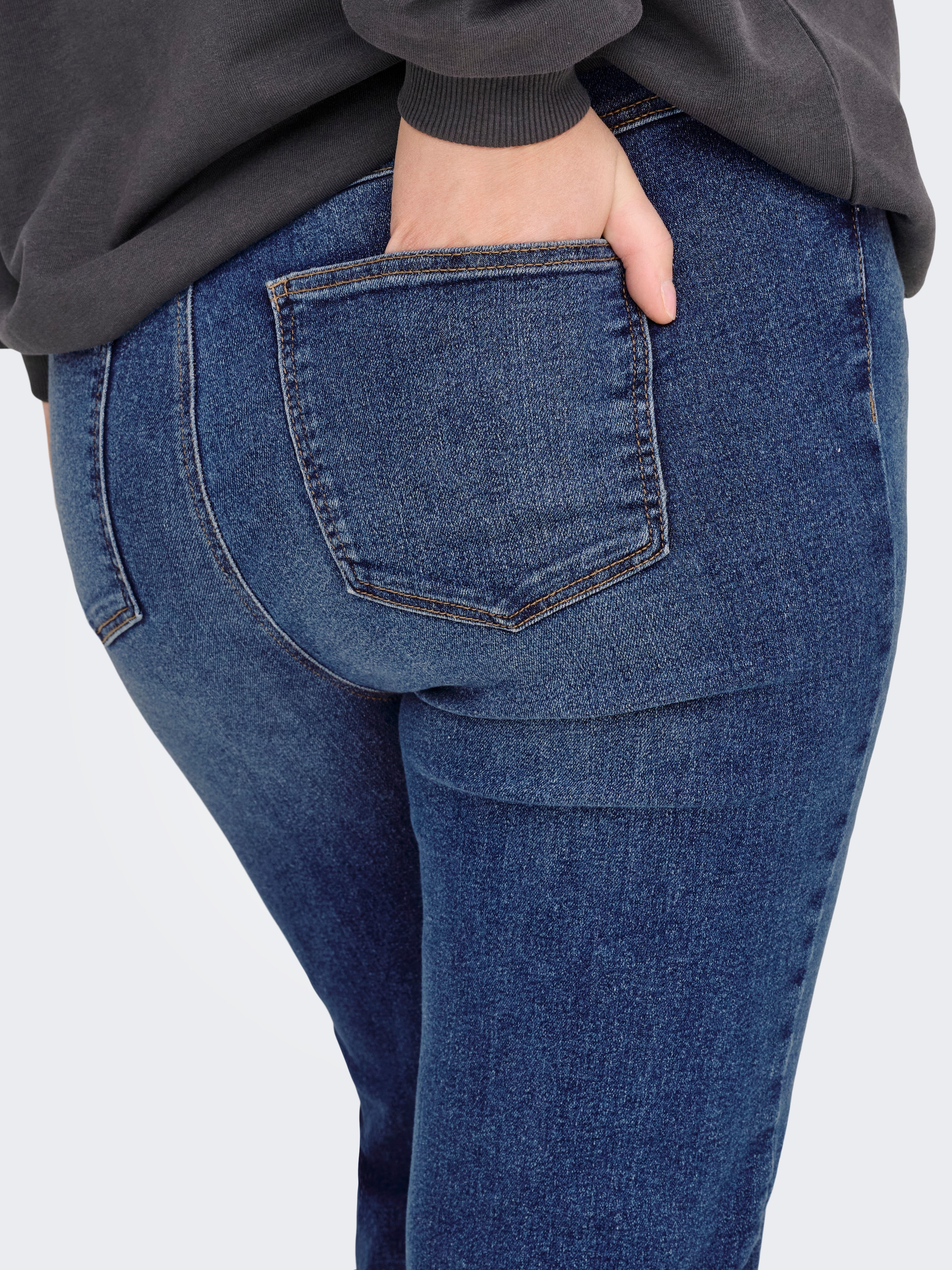 ONLY CARMAKOMA Straight-Jeans »CARCRUZ EX HW STRAIGHT DNM PIMBOX BF«