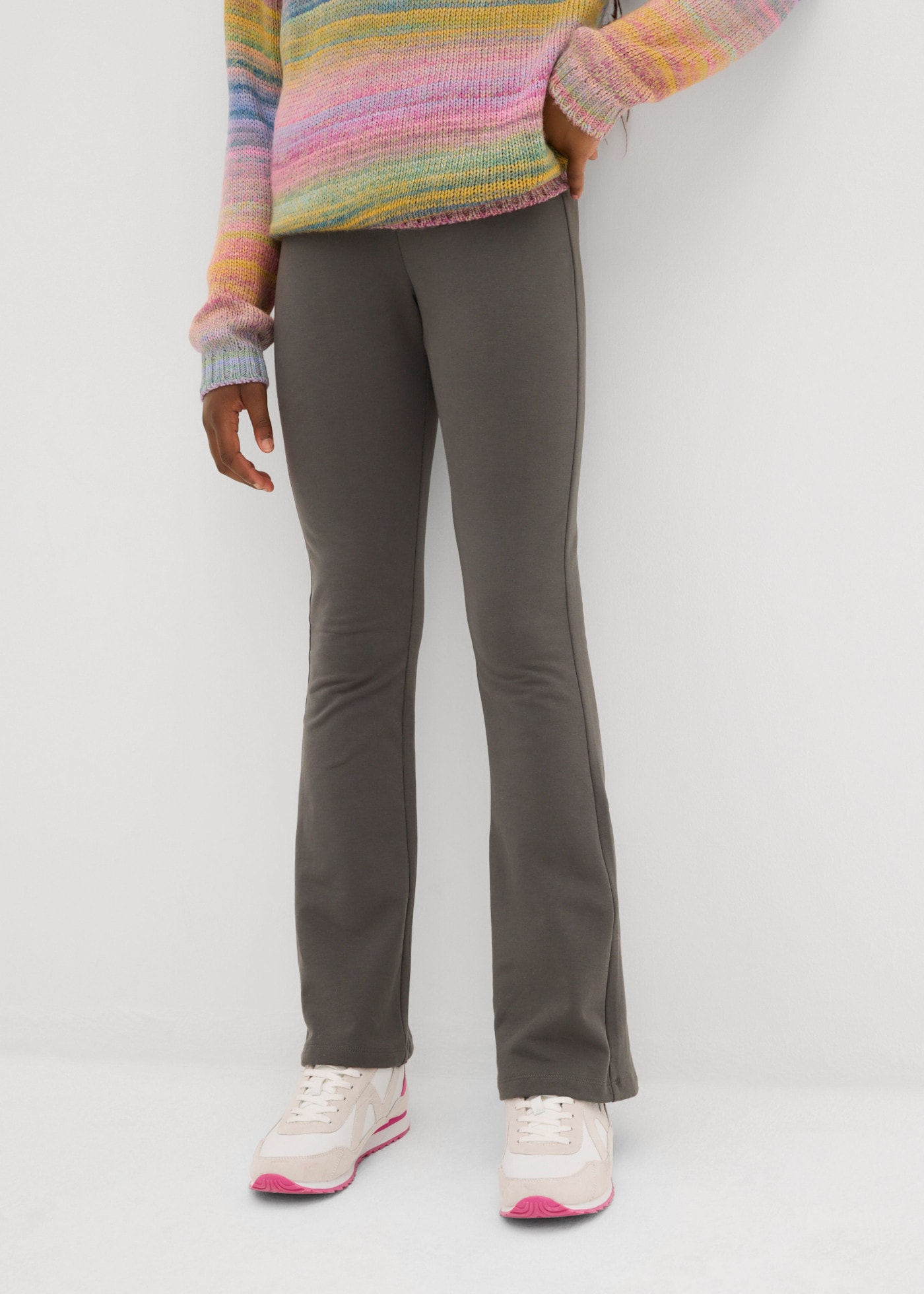 bonprix Leggings thermiques  style bootcut, avec taille élastique, coupe étroite des cuisses