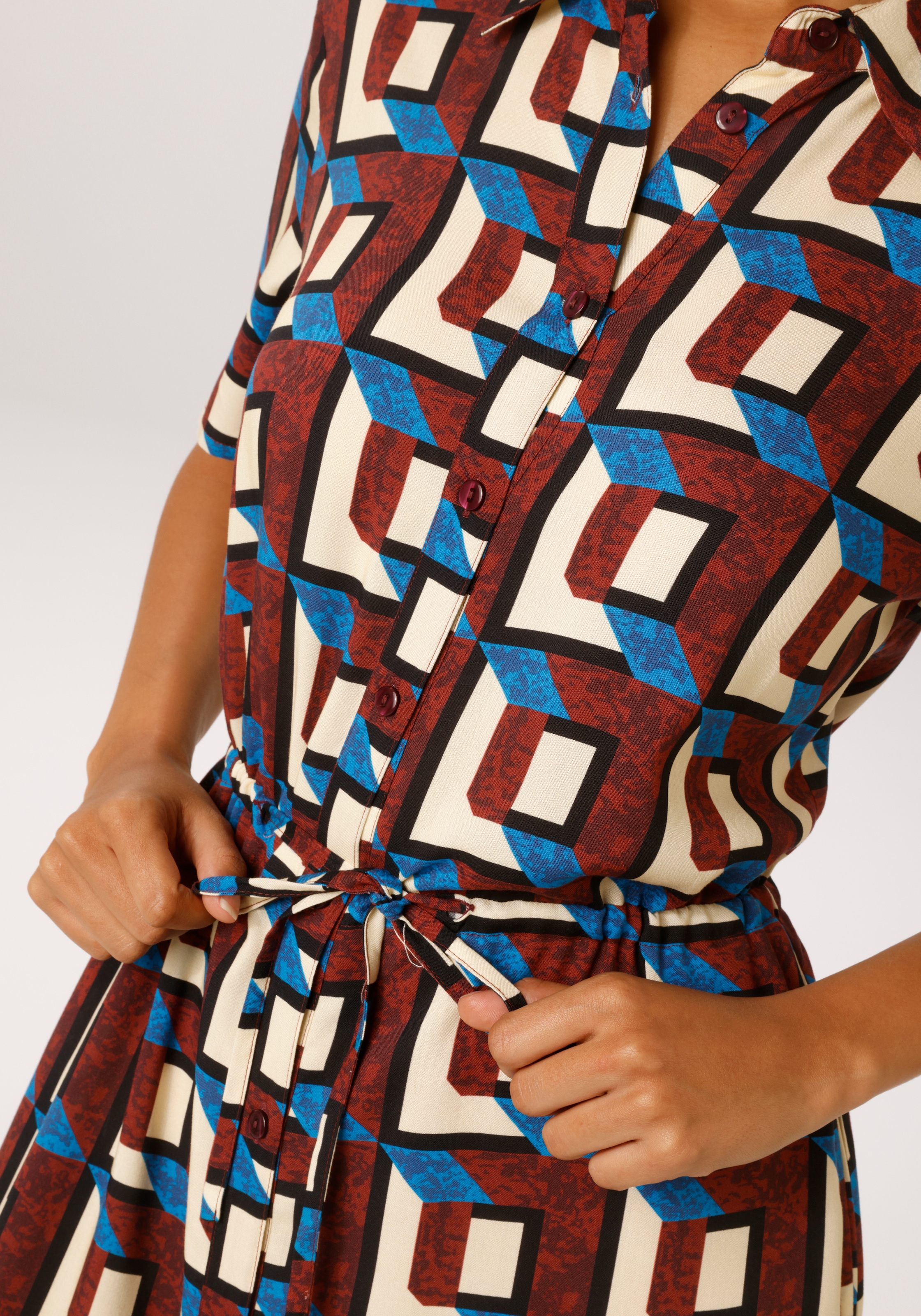 Aniston CASUAL Robe d'été mit trendfarbenem, grafischen Druck - NEUE KOLLEKTION