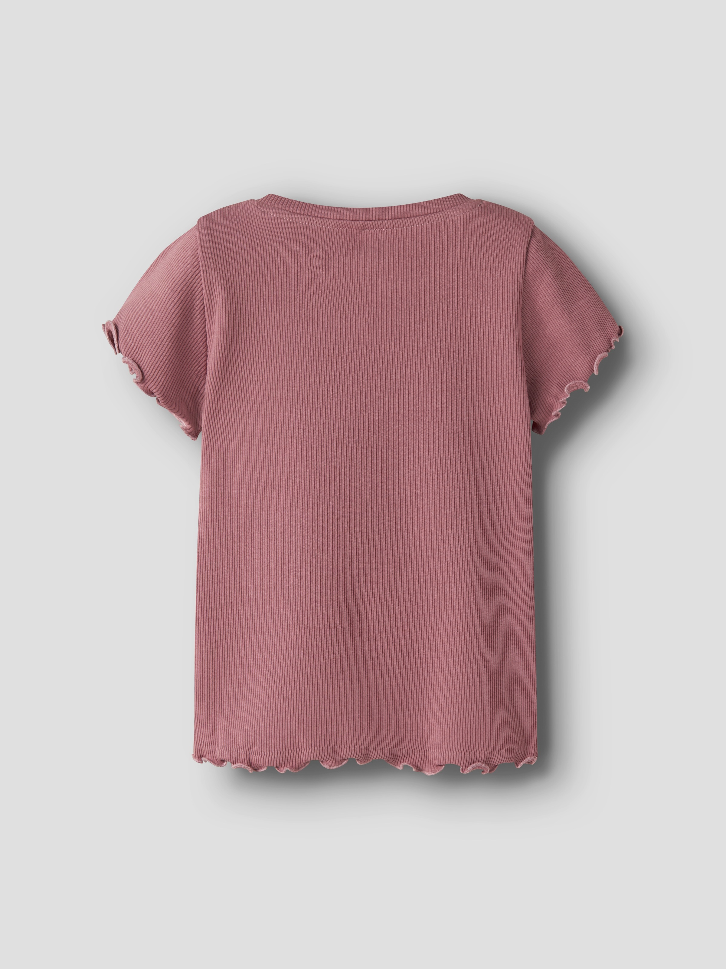 Name It T-shirt »NMFJOLEMO SS SLIM TOP BOX« Mélange de coton, coupe slim