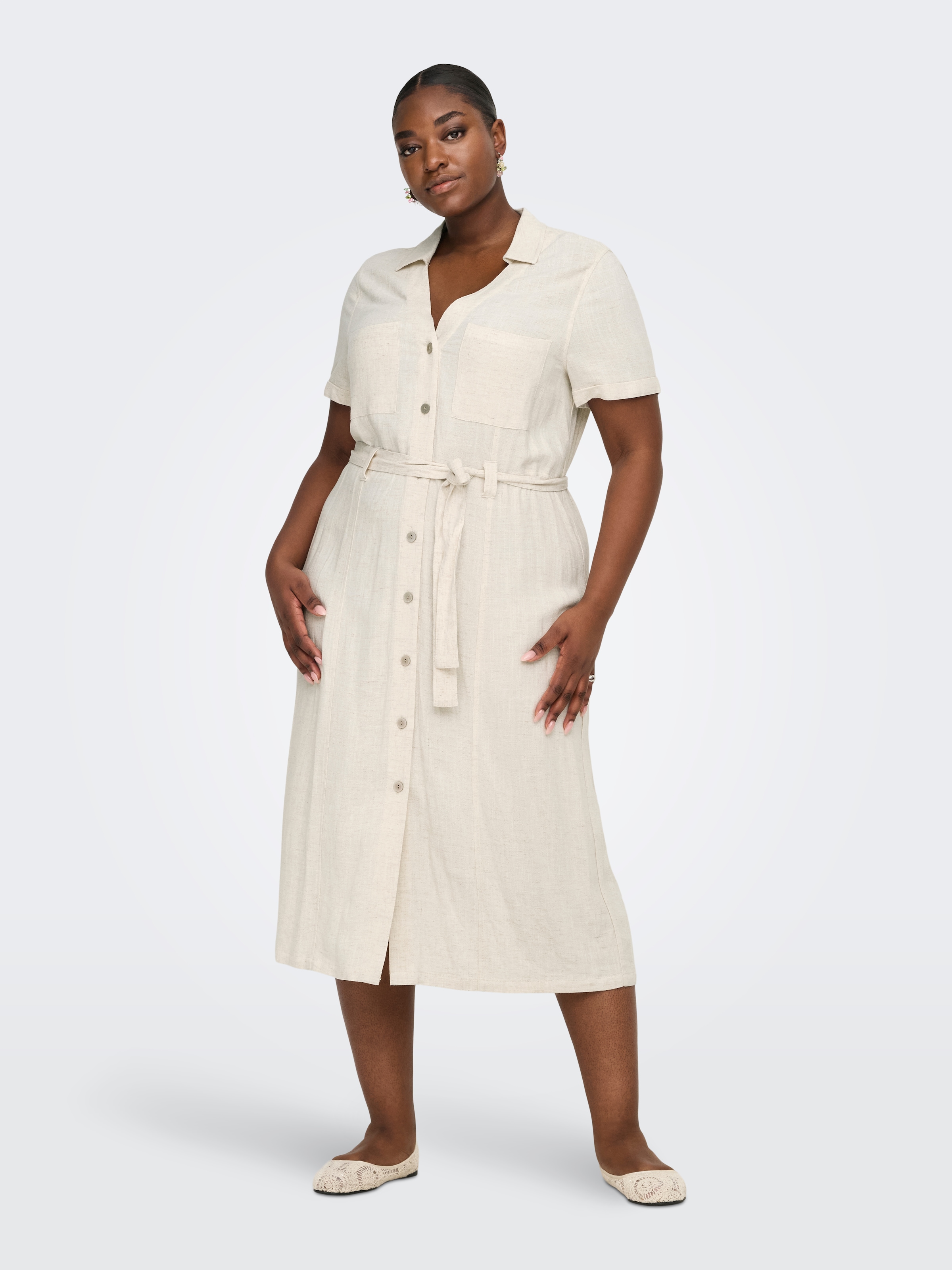 ONLY CARMAKOMA Robe chemisier »CARSIESTA SS LIN BL SHIRT DRESS PNT NOOS«