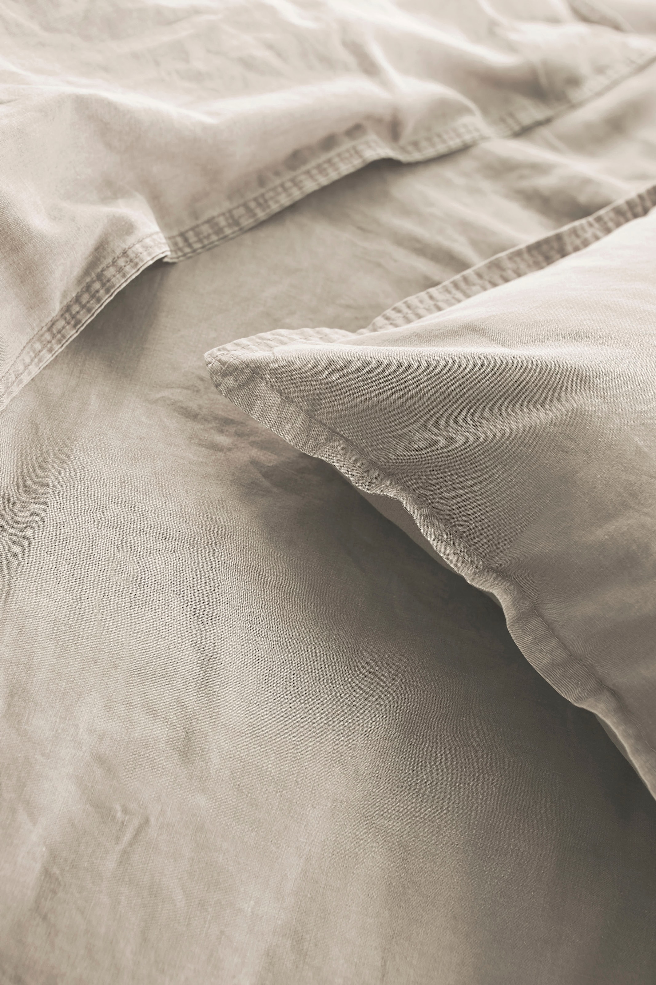 Primera Bettwäsche »Summer-Set Stone-Washed, Kissenbezug + Tuch« 2 Stk. tlg. die perfekte Lösung für heisse Nächte