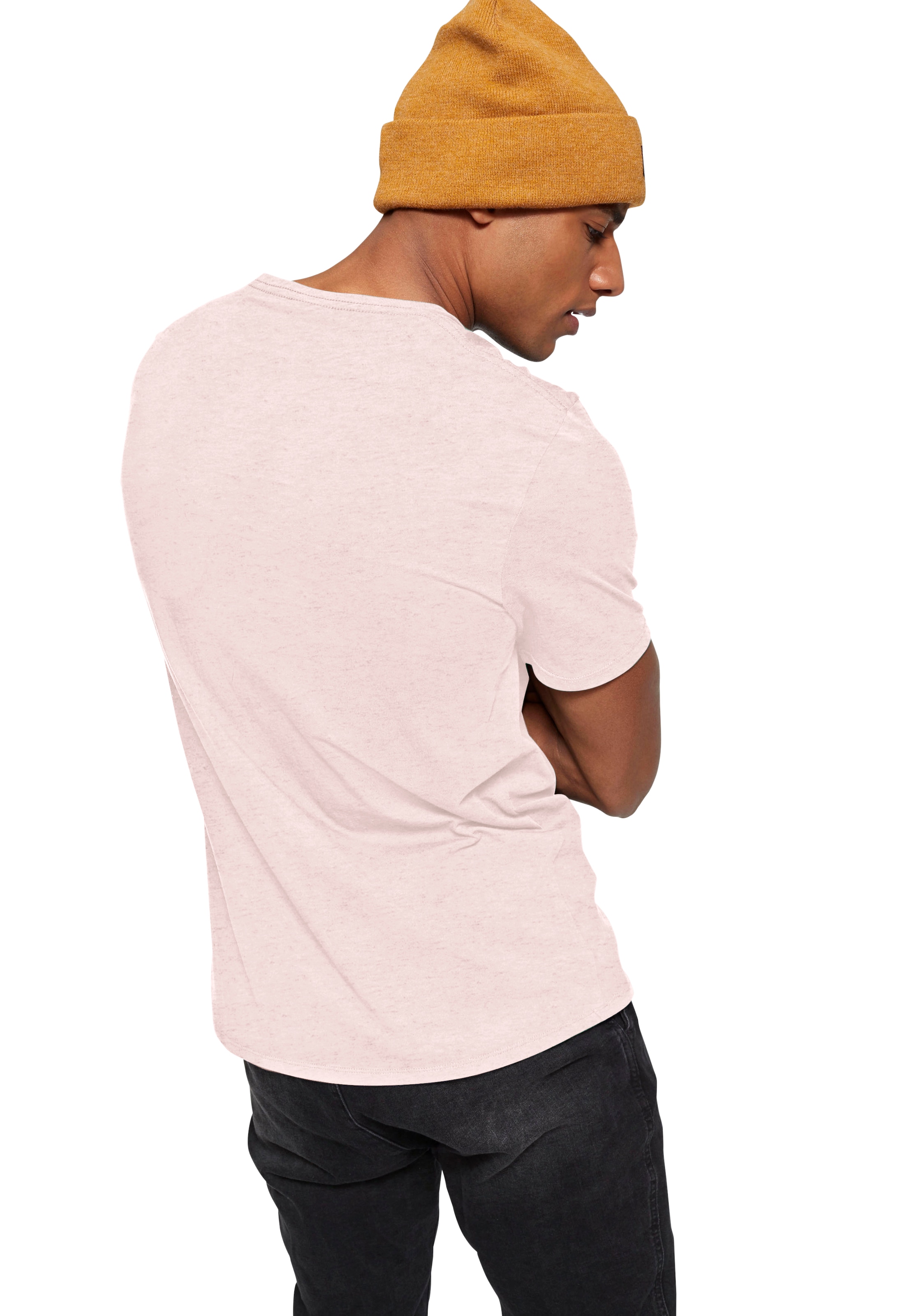 Converse T-shirt »UNISEX CONVERSE GO-TO STAR CHEVRON LOGO STANDARD FIT T-SHIRT«