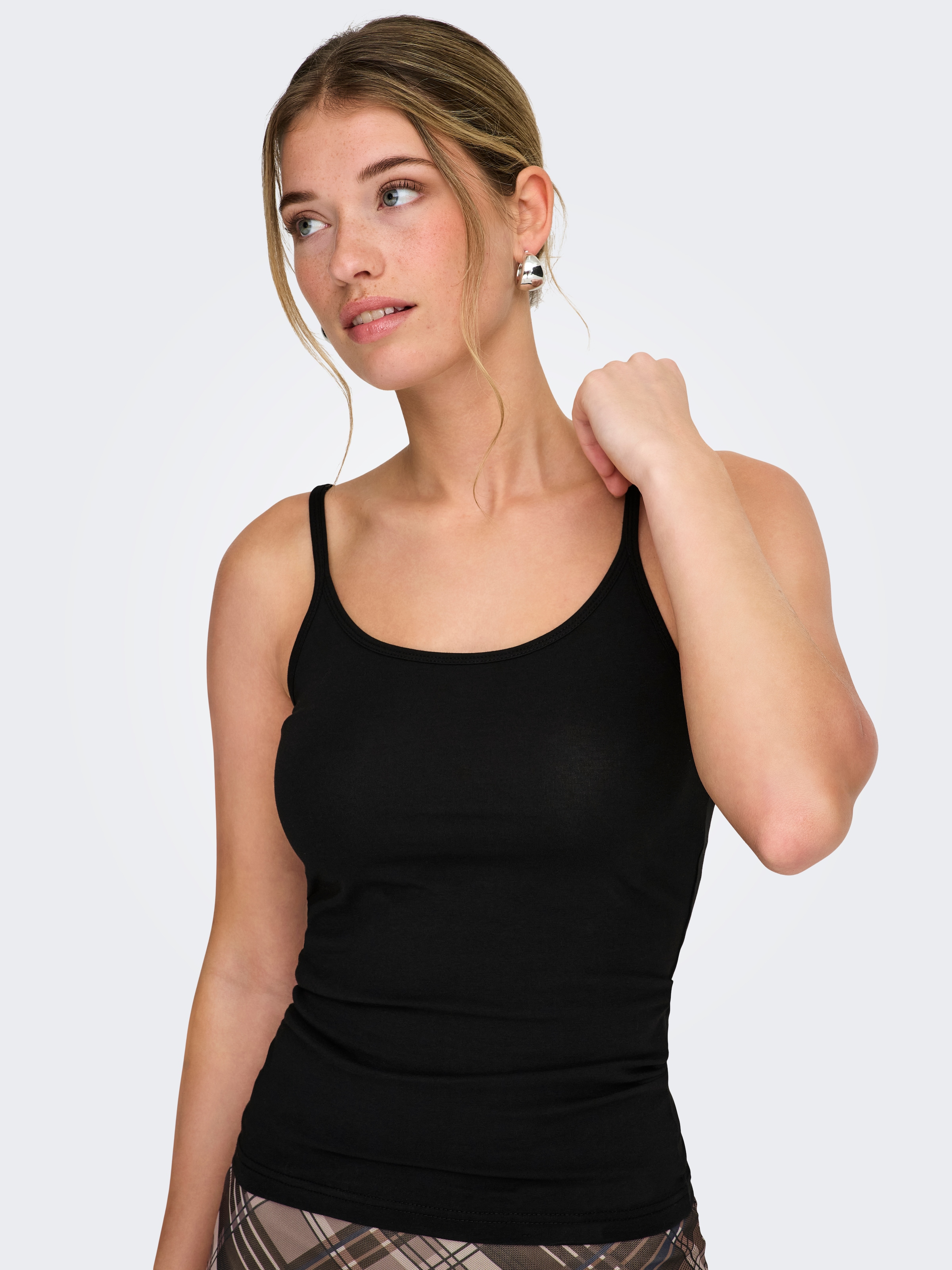 ONLY Top à bretelles »ONLLOVE STRAP SINGLET NOOS JRS« mélange de coton