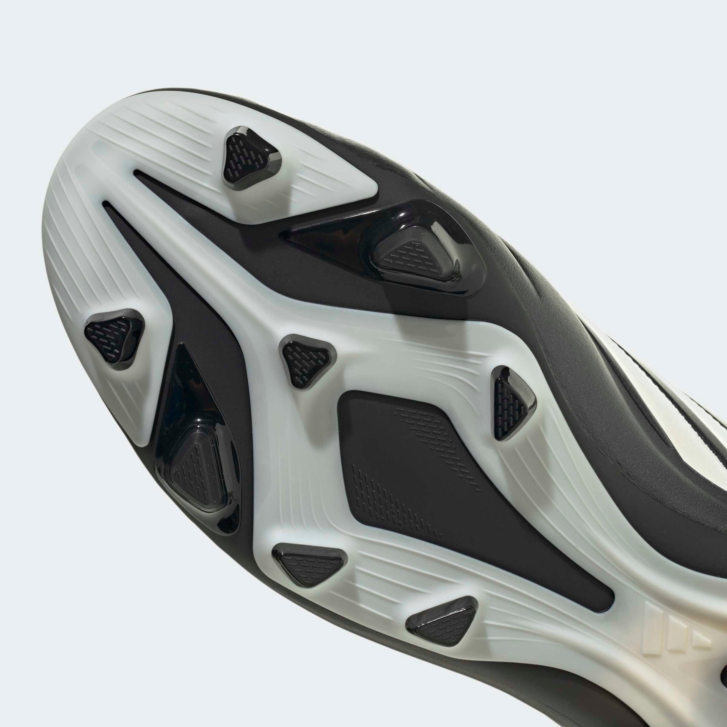 adidas Performance Chaussure de football »COPA PURE IV CLUB , FESTE/GEMISCHTE BÖDEN«  für viele verschiedene Böden geeignet