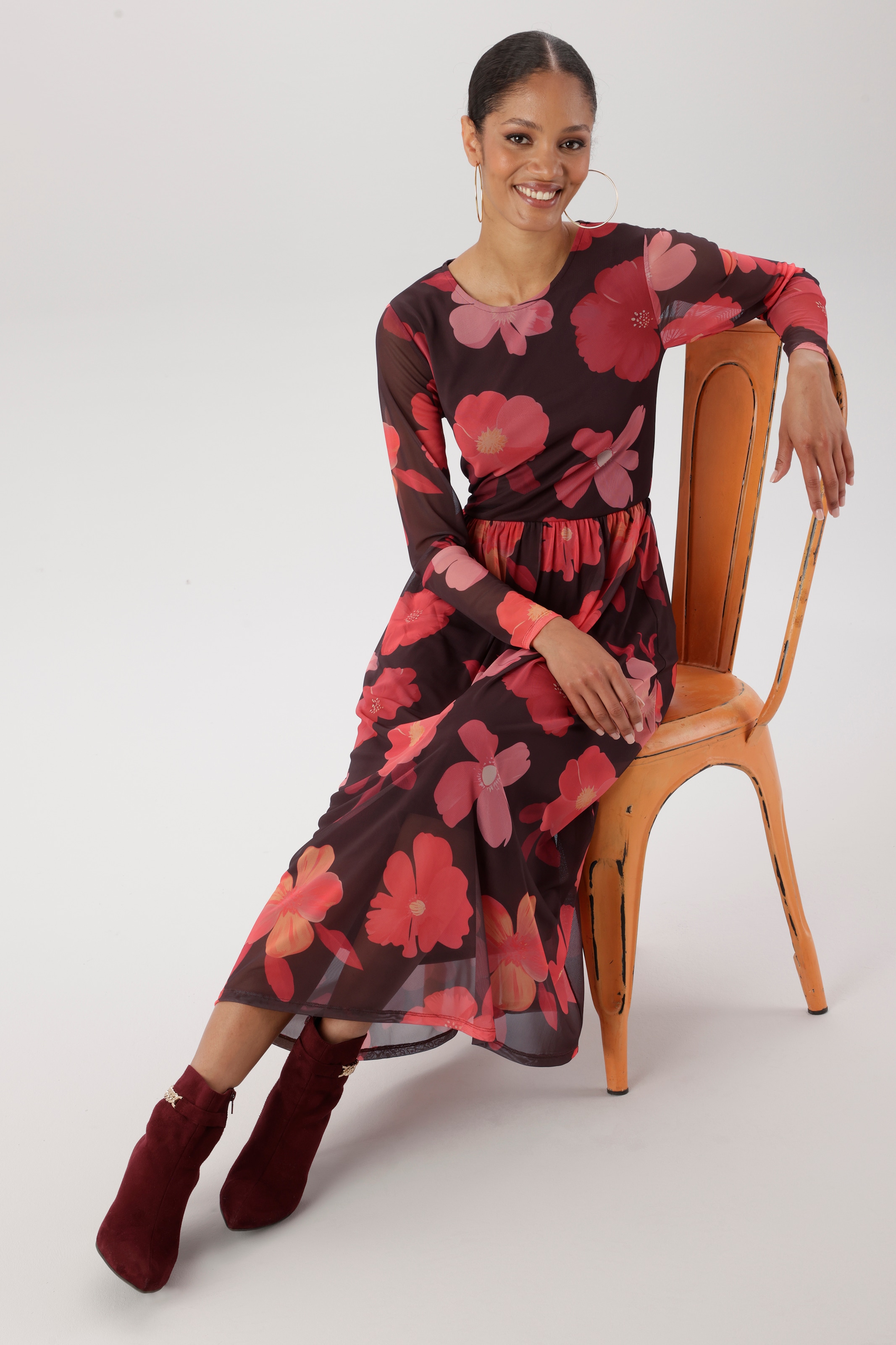 Aniston SELECTED Robe midi en qualité mesh avec élastique à la taille - NOUVELLE COLLECTION