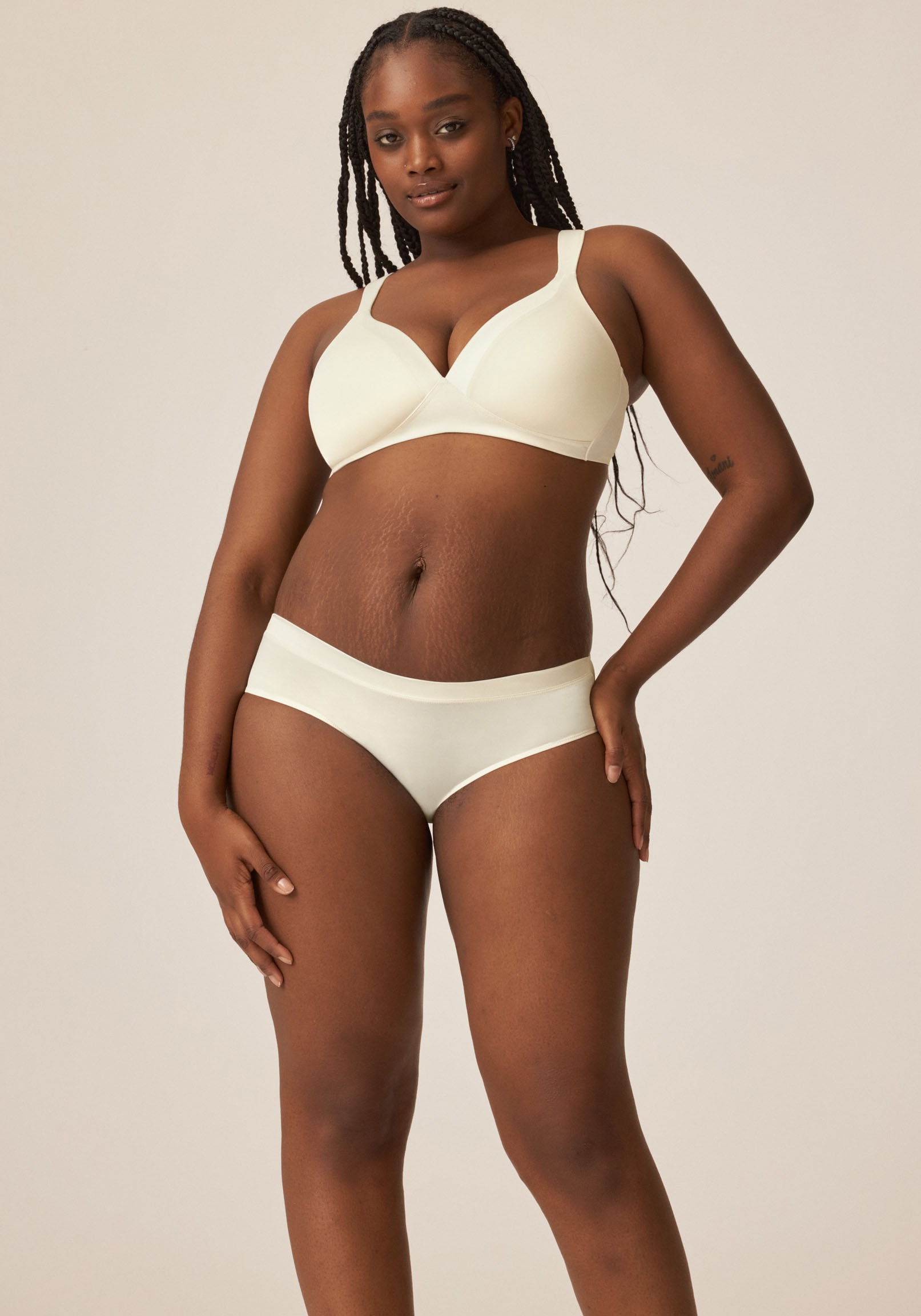 Naturana Soutien-gorge sans armatures »The Wednesday« 1 cuis tlg., mit Schale, Glanzband, breite Träger, weich, bequem, ohne Bügel