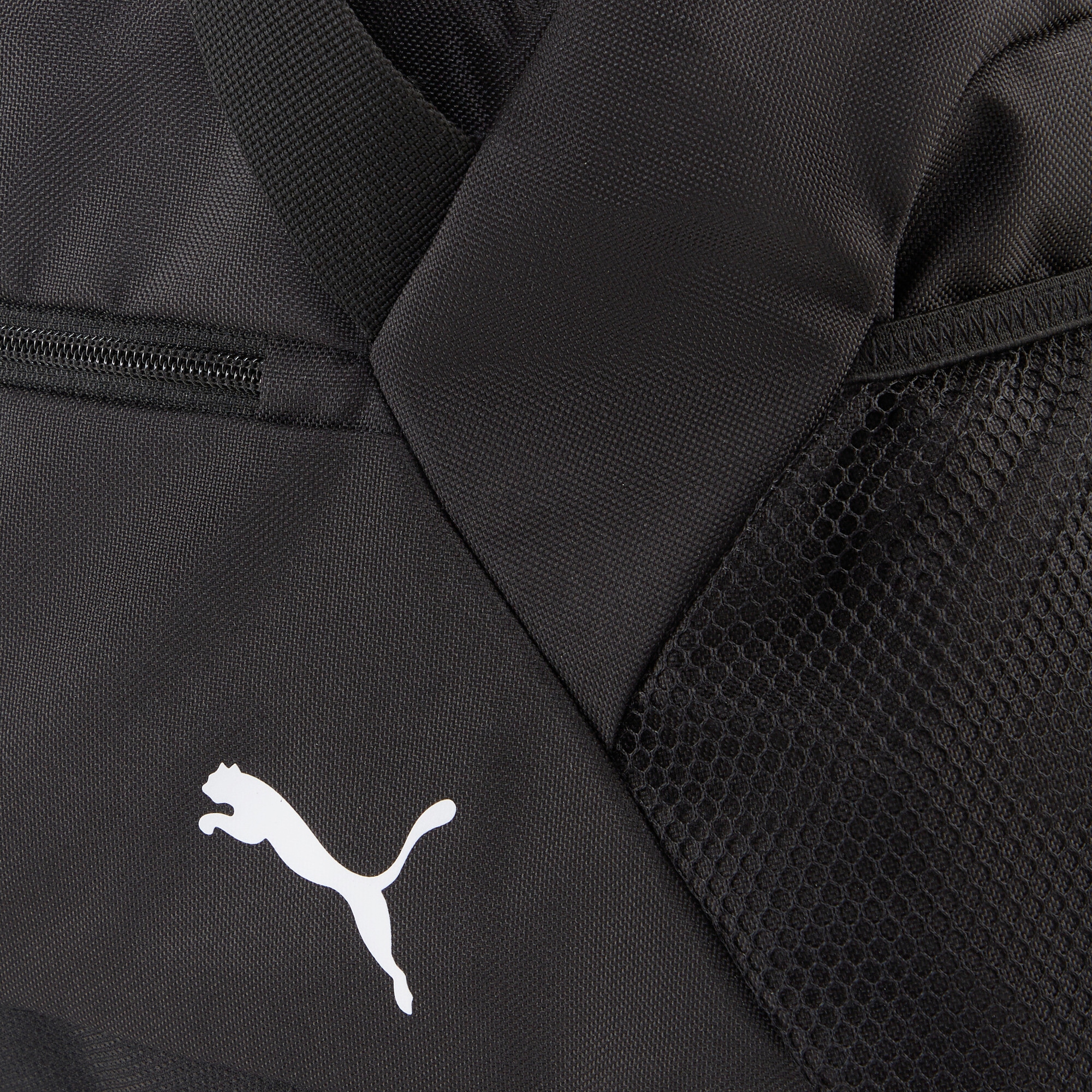 PUMA Sporttasche »TEAMGOAL TEAMBAG M« mit Schuhtunnel mit Reissverschluss, pflegeleicht