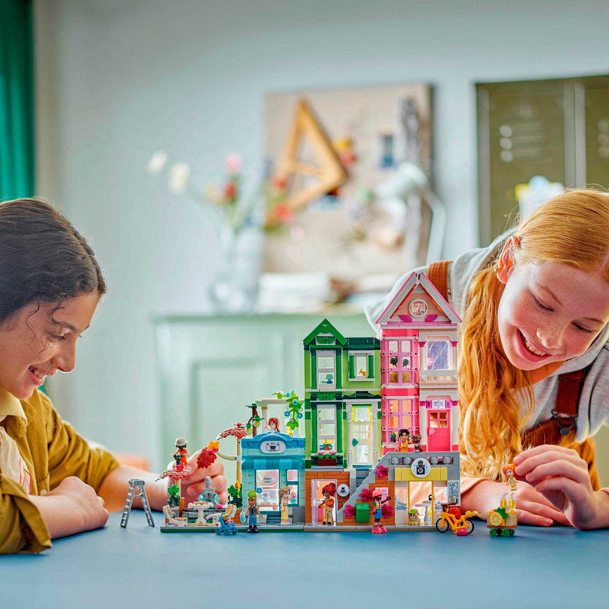 LEGO® Pions de construction »Heartlake City Wohn- und Einkaufsstrasse (42670), LEGO Friends« Made in Europe