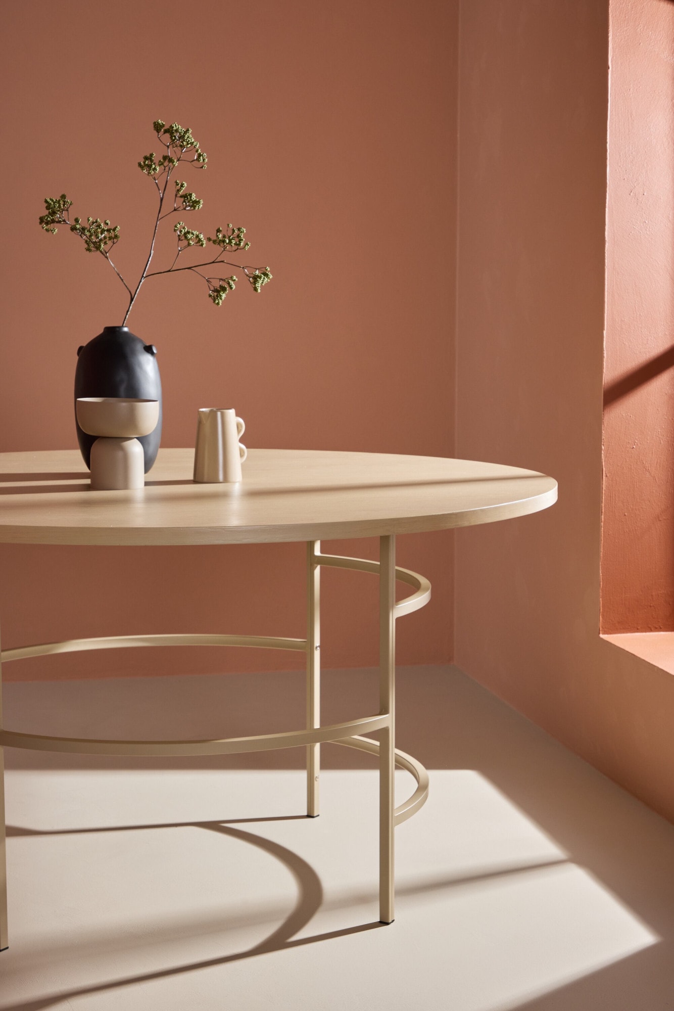 Venture Home Esstisch »Copenhagen, runder Esstisch Ø 140 cm in skandinavischer Eleganz« Esszimmertisch, MDF, Metallbeine, rund, geräumig, kontrastreich