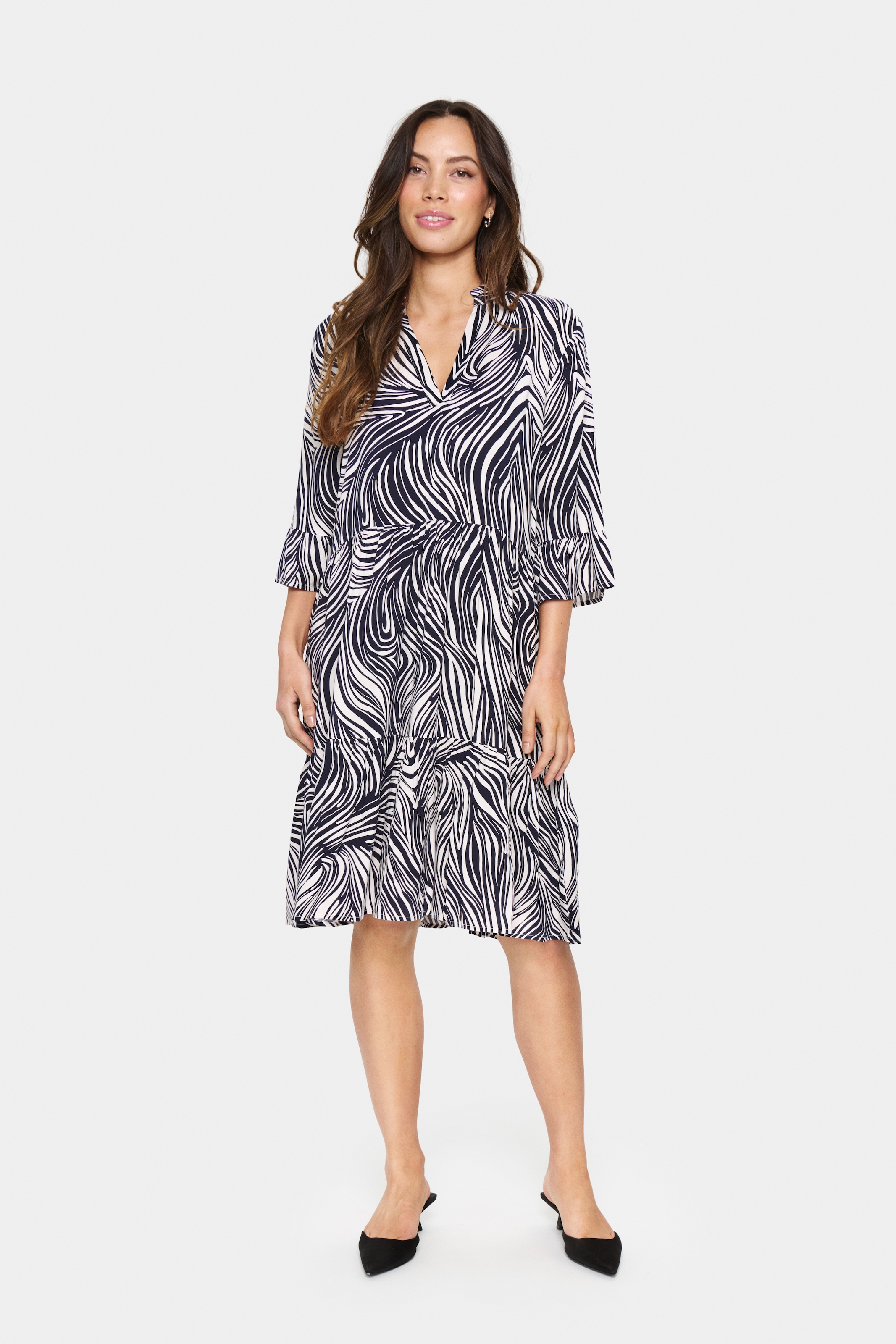 Saint Tropez Blusenkleid »EdaSZ Dress« Sommerkleid, Tunikakleid mit Volant und 3/4 Ärmel