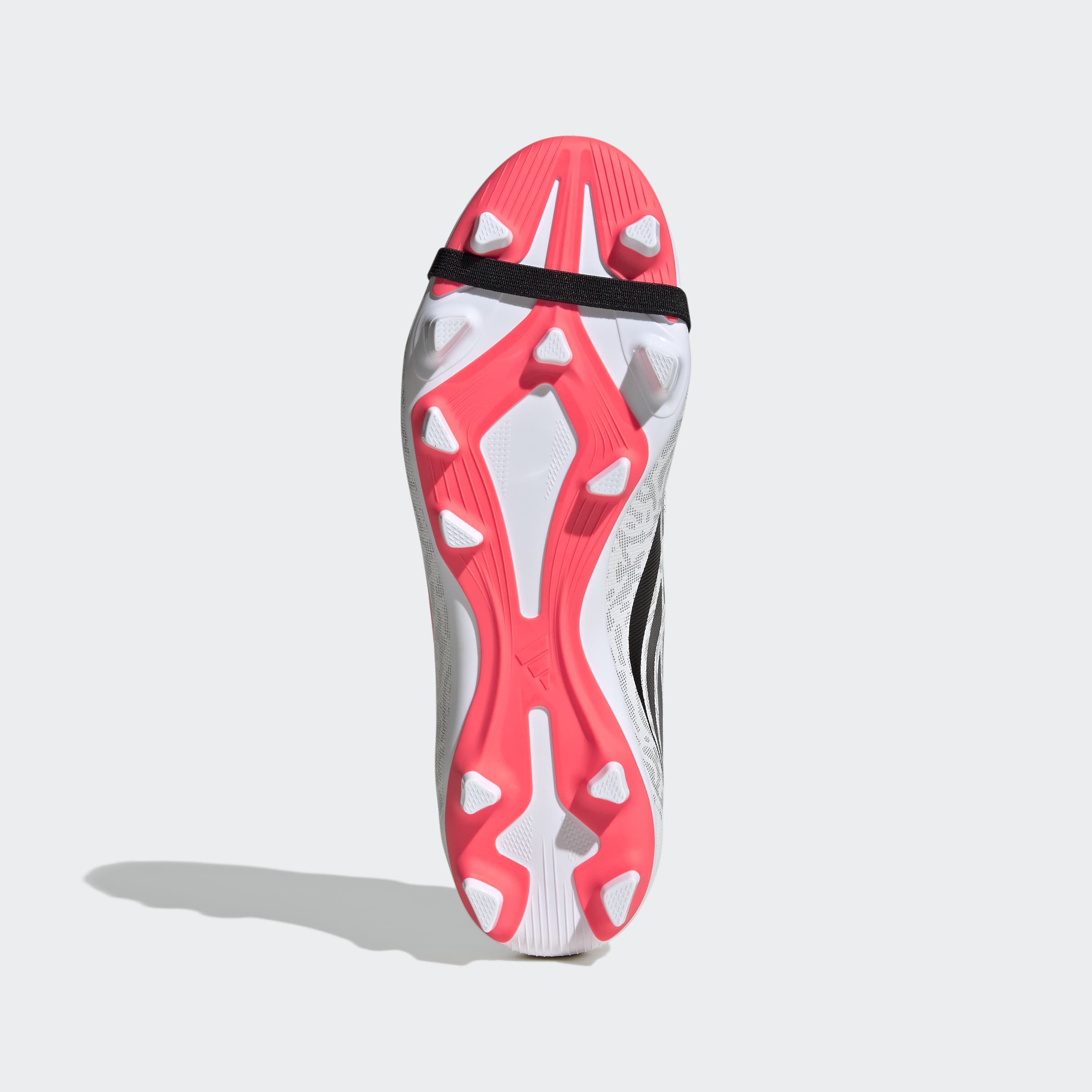 adidas Performance Fussballschuh »PREDATOR CLUB , UMSCHLAGBARE ZUNGE, FESTE / GEMISCHTE BÖDEN«  für viele verschiedene Böden geeignet