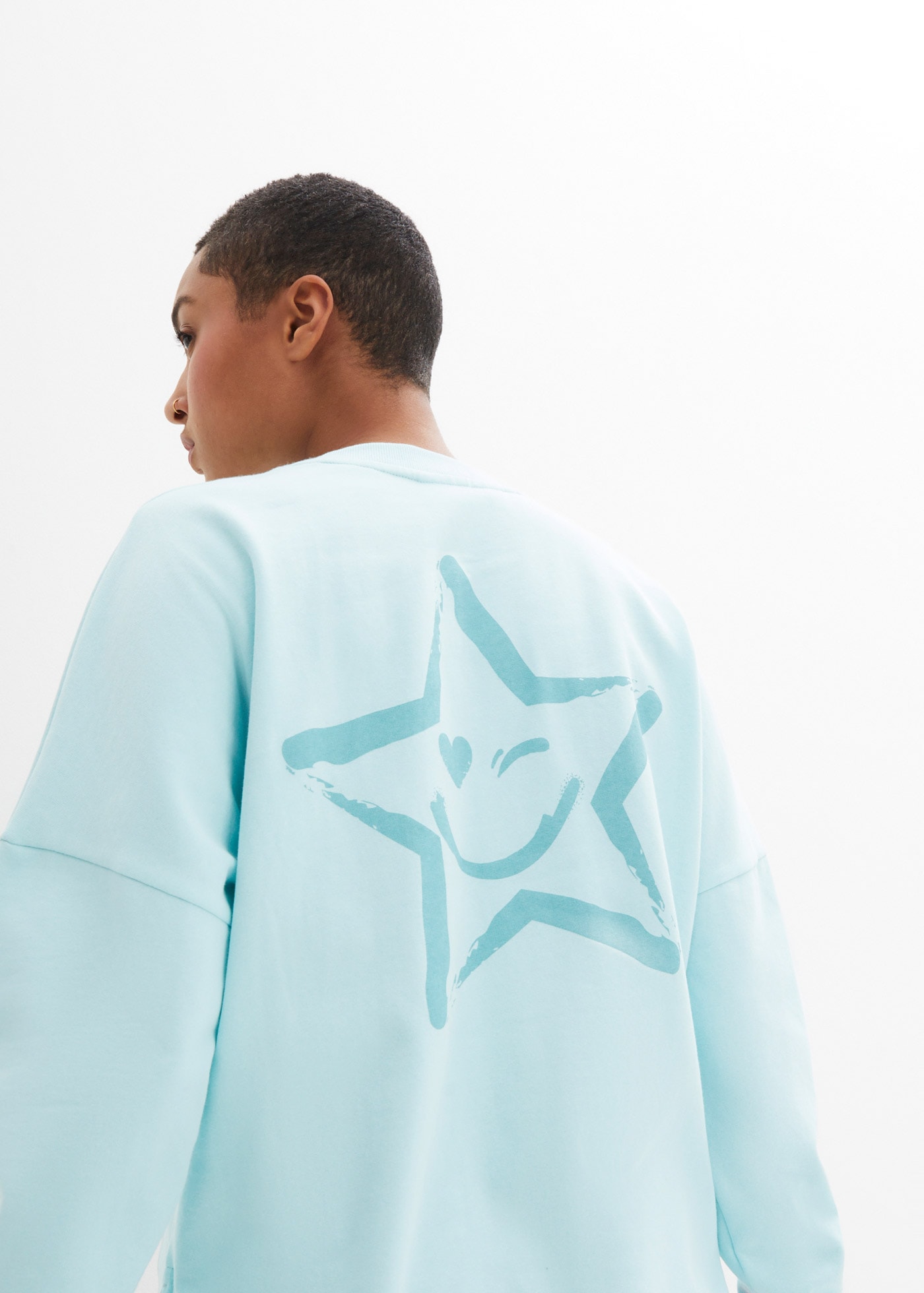 bonprix Sweatshirt , loose fit Passform, mit Neon-Details, aus 100% Baumwolle, Langarm
