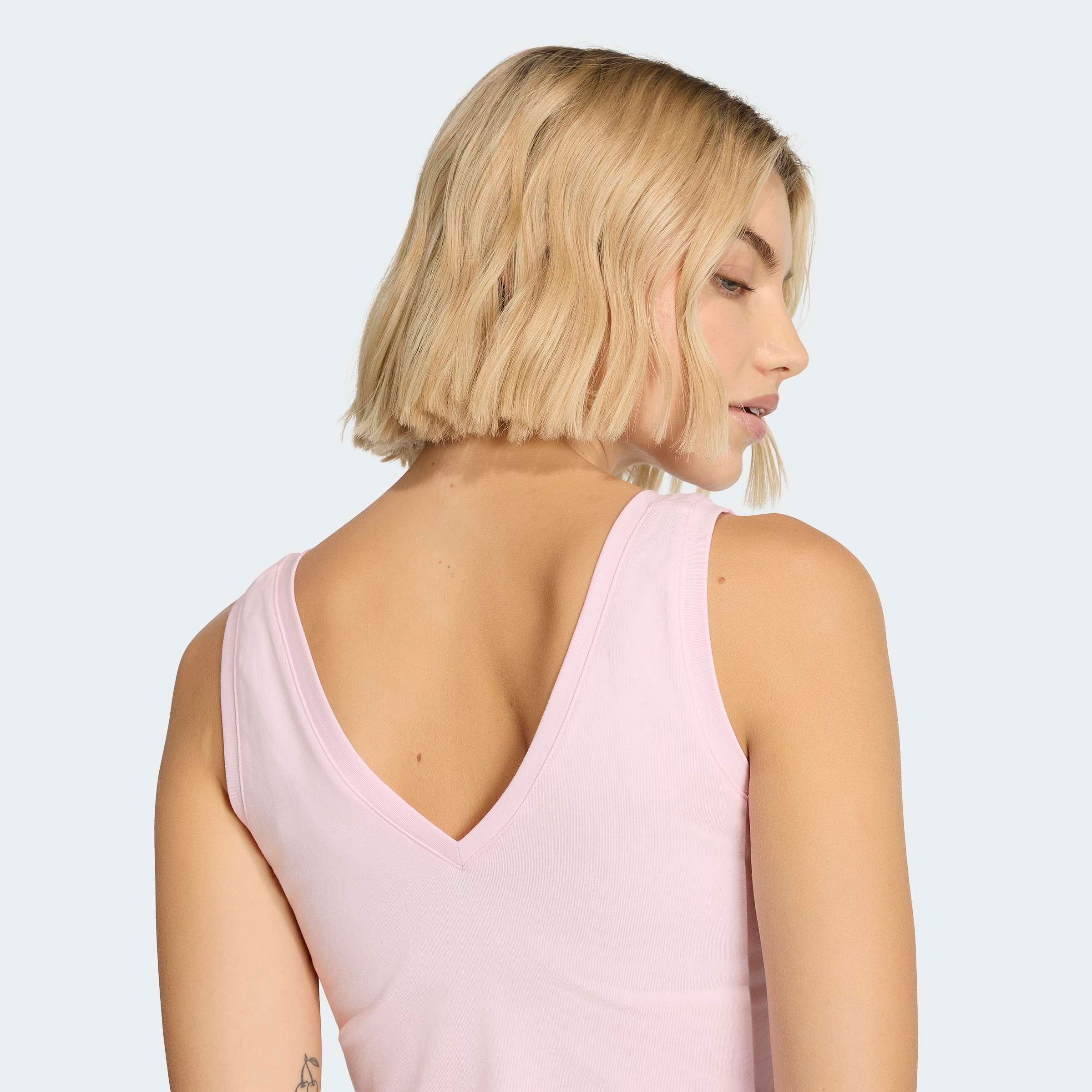 adidas Sportswear Tanktop »ESSENTIALS SMALL LOGO COTTON LIFESTYLE« schmale Passform, leichtes und luftiges Design